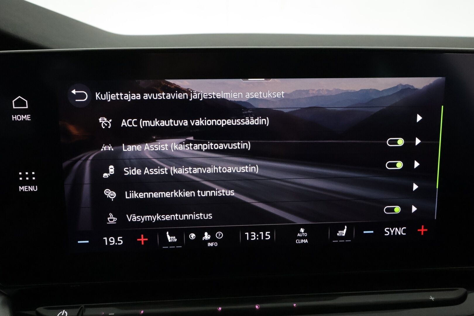 Skoda Octavia 2023 Combi 1.5 TSI G-TEC Style** Adapt.vakkari / Webasto / Koukku / P.kamera / KeyLess / Apple&Android / - 1-om Suomi-auto / Merkkihuollettu