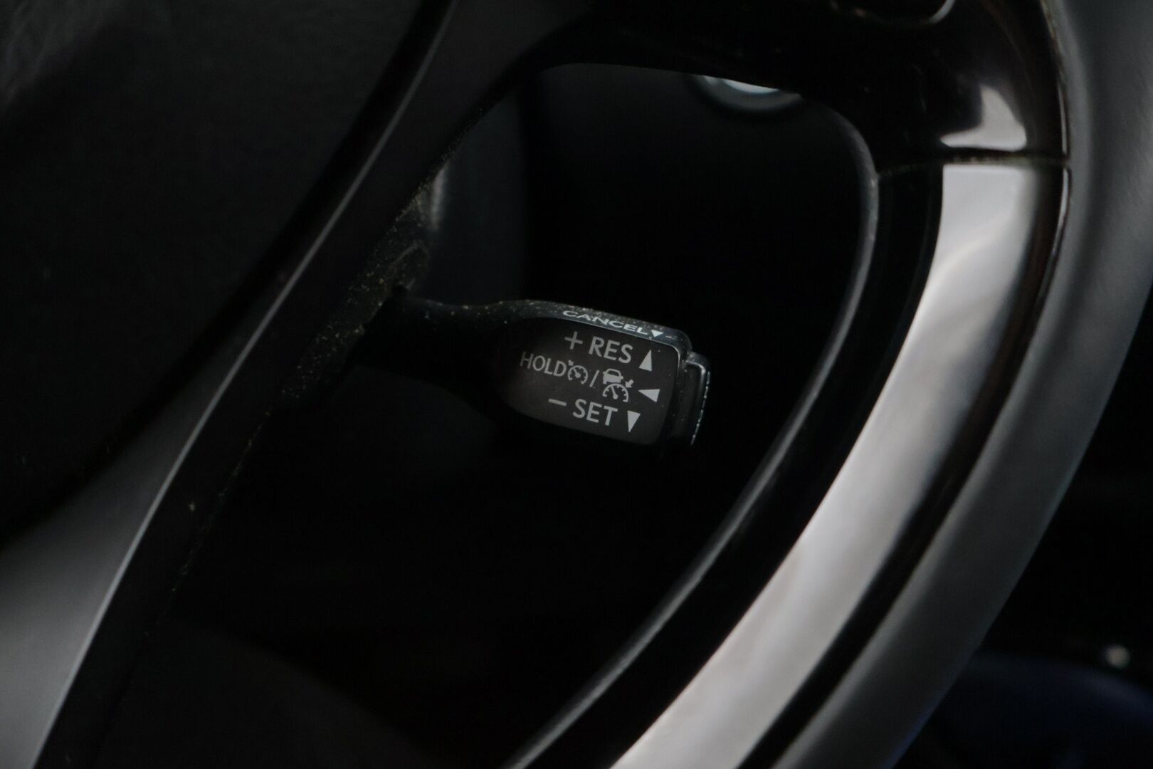 Toyota C-HR 2022 1,8 Hybrid Intense Edition * / 1-omistaja / Suomi-Auto / Acc / Lohko / Kamera / Ratinlämmitin / Blind Spot Assist / * - Yksi omisteinen suomi-auto loistavalla huoltohistorialla