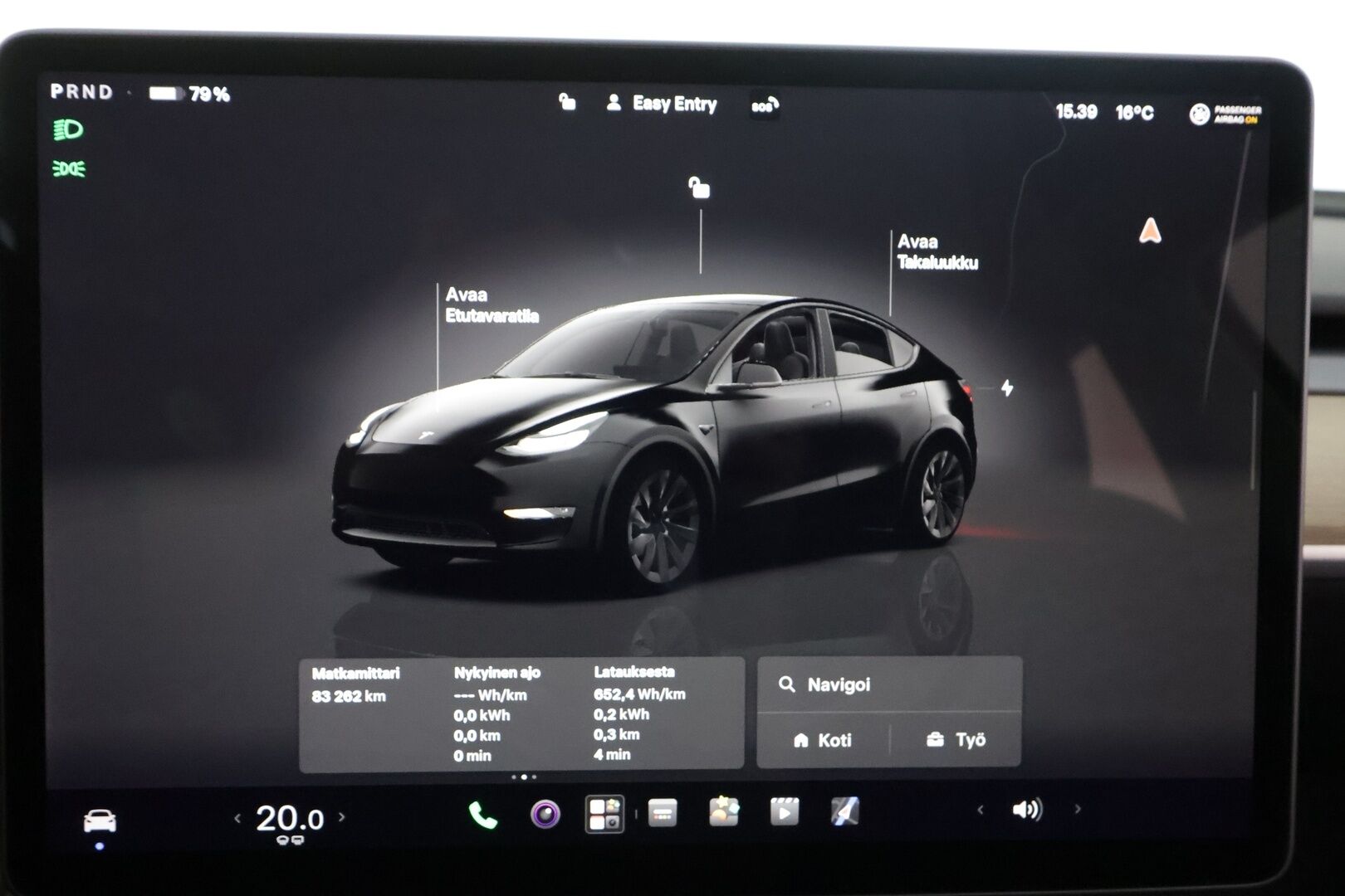 Tesla Model Y 2022 Long Range - | Koukku | ILP | Lasikatto | ACC | Matrix-LED | P.kamera | Muistipenkki | Premium Audio | Navi | Kaistavahti | Keyless | 1-om Suomi-auto | Kahdet renkaat | 2x Latauskaapelit |