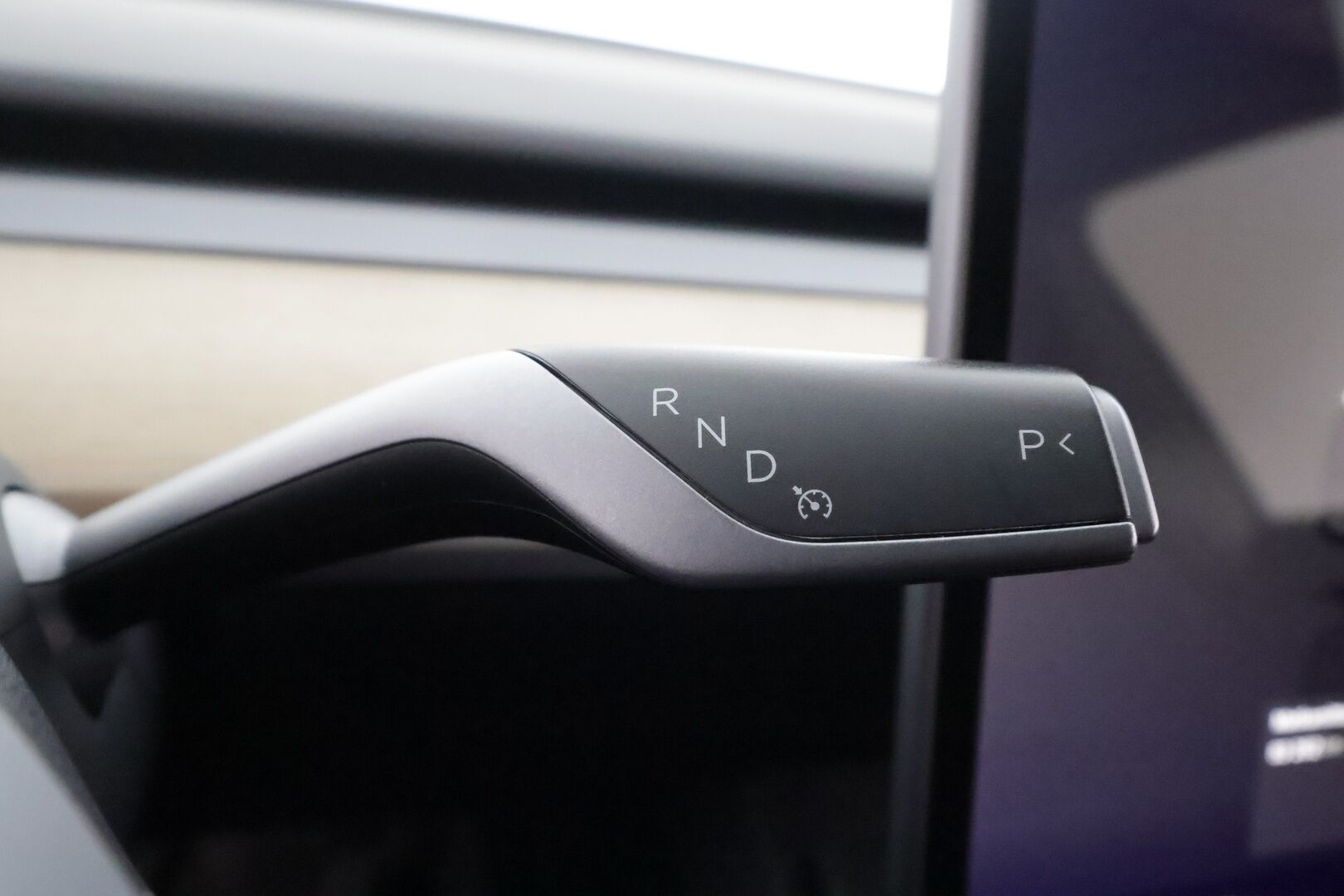 Tesla Model Y 2022 Long Range - | Koukku | ILP | Lasikatto | ACC | Matrix-LED | P.kamera | Muistipenkki | Premium Audio | Navi | Kaistavahti | Keyless | 1-om Suomi-auto | Kahdet renkaat | 2x Latauskaapelit |