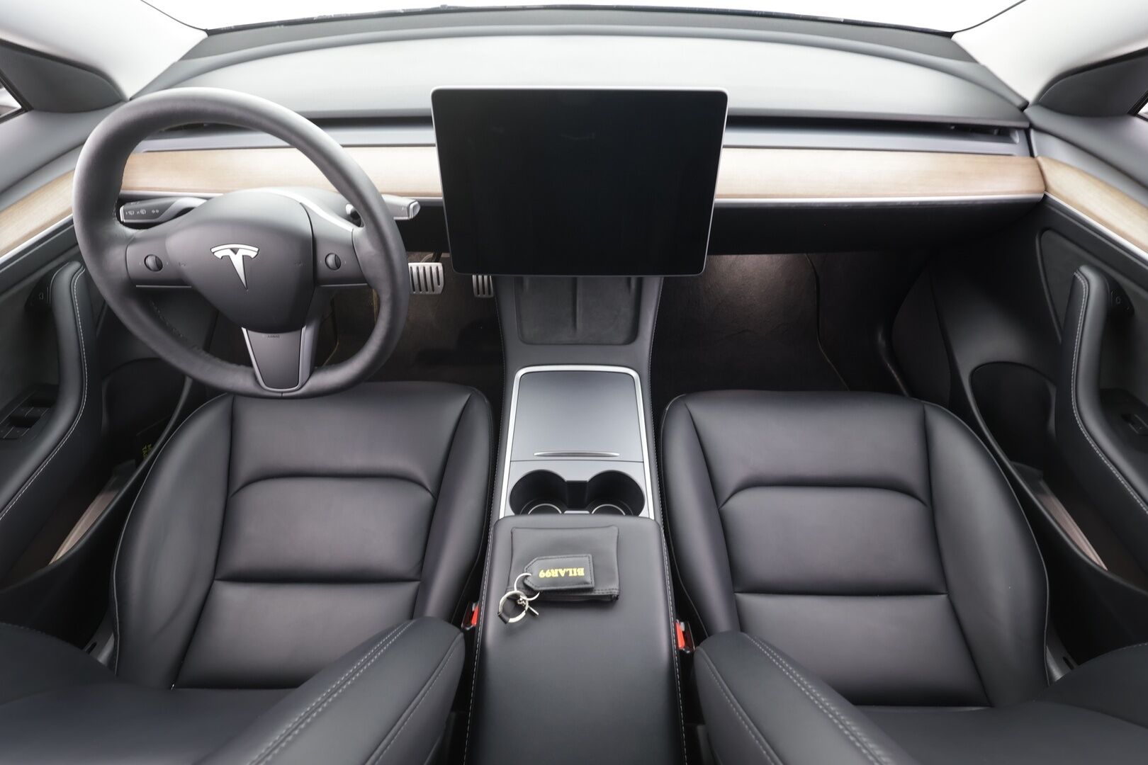 Tesla Model 3 2022 Performance - | ILP | Lasikatto | ACC | Matrix-LED | P.Kamera | Muistipenkki | Premium Audio | Navi | Kaistavahti | Keyless | Suomi-auto | 2x Latauskaapelit | Kahdet renkaat |