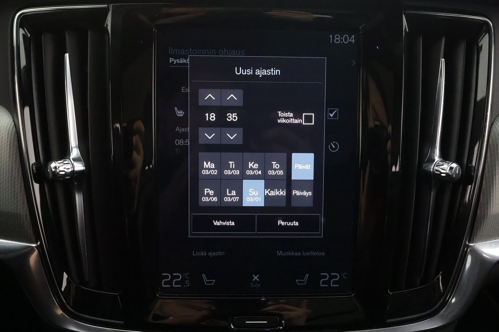 Volvo V90 2020 T8 TwE AWD R-Design aut * Panorama / Webasto / Koukku / ACC / Full-LED / P.Kamera / Sportpenkki Muistilla * - Kahdet renkaat aluvanteilla