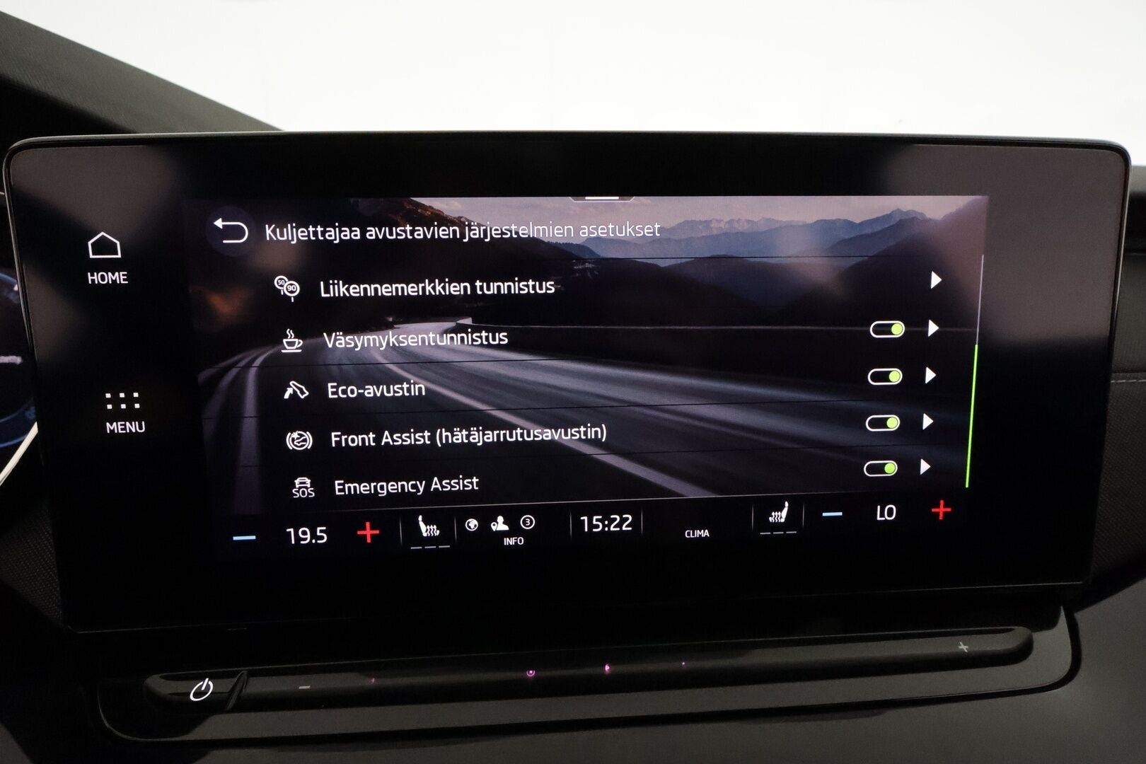 Skoda Octavia 2023 Combi 2.0 TDI 115 Style DSG **Webasto / Koukku / HUD / Adapt.Vakkari / Matrix-LED / P.kamera / Navi / Kaistavahti** - 1-om Suomi-auto / Kahdet Renkaat