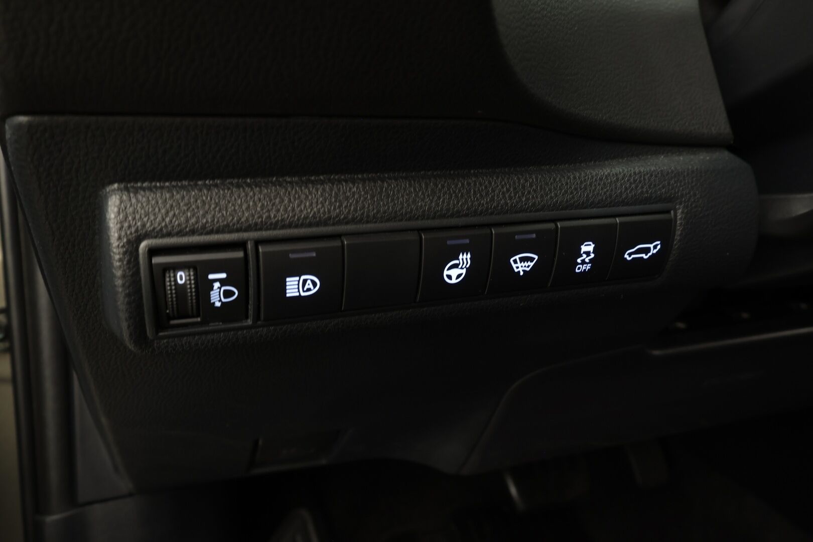 Toyota Corolla 2022 Touring Sports 2,0 Hybrid Active Business * ACC / P.kamera / LED / Navi / Puolinahat / Lohkolämmitin / KeylessGo * - 1.Om Suomi-auto / Kahdet renkaat aluvanteilla - Osta nyt, maksa vasta ensi vuonna