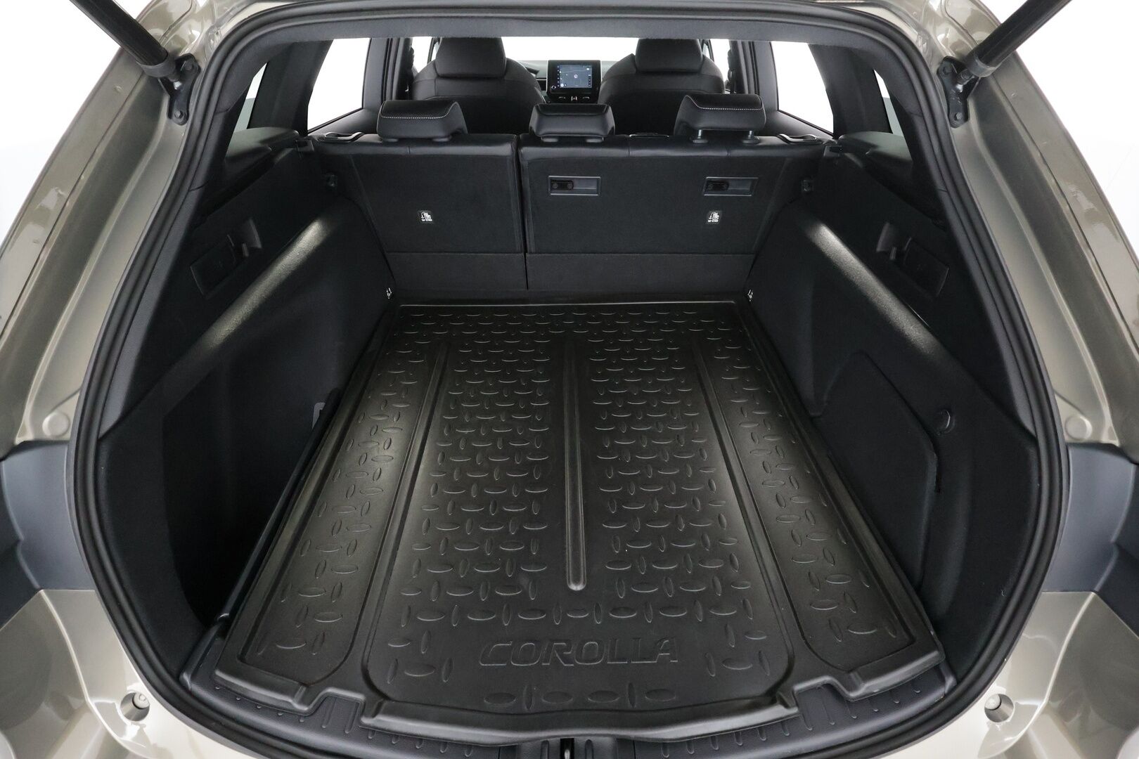 Toyota Corolla 2022 Touring Sports 2,0 Hybrid Active Business * ACC / P.kamera / LED / Navi / Puolinahat / Lohkolämmitin / KeylessGo * - 1.Om Suomi-auto / Kahdet renkaat aluvanteilla - Osta nyt, maksa vasta ensi vuonna