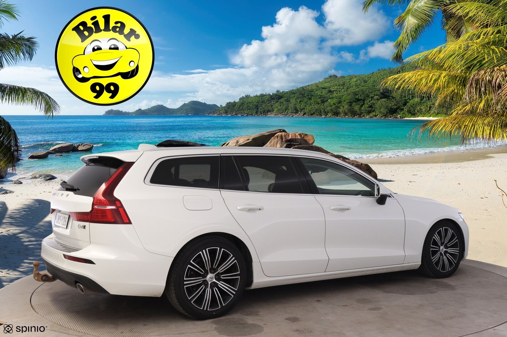 Volvo V60 2020 D4 AWD Momentum Advanced *ACC / Webasto / Pilot Assist / Sähk. koukku / Ratinlämmitin / Puolinahat* - 2x Renkaat ja vanteet / Hyvät nastarenkaat