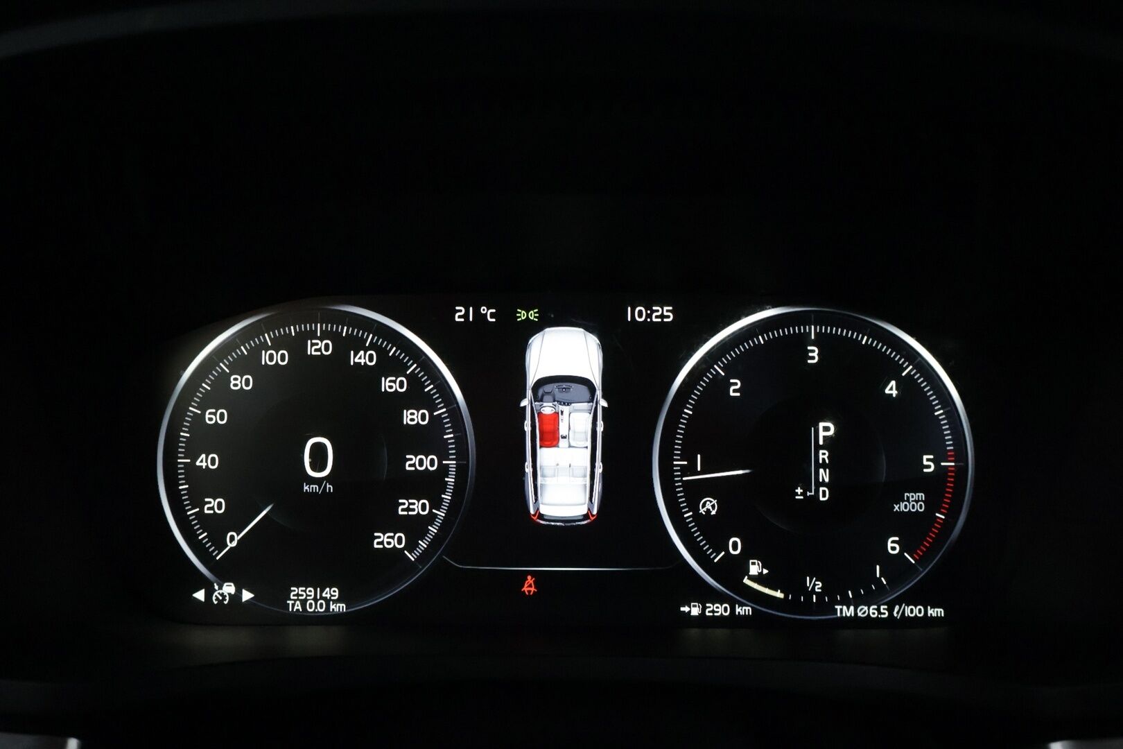 Volvo V60 2020 D4 AWD Momentum Advanced *ACC / Webasto / Pilot Assist / Sähk. koukku / Ratinlämmitin / Puolinahat* - Hyväkuntoiset kesä- ja talvirenkaat / Huippusiisti!