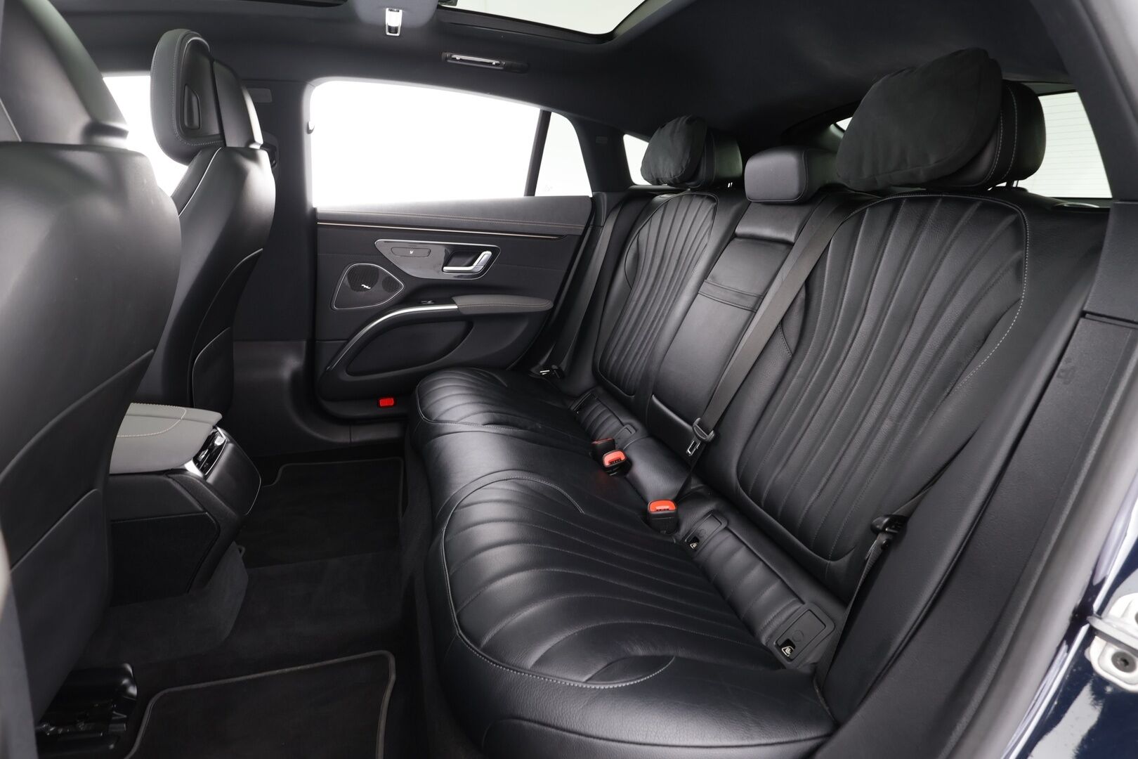 Mercedes-Benz EQS 2022 450+ * Distronic+ / 360° / Ilma-alusta / Digital Light / Panorama / Muistipenkit / Nelipyöräohjaus / Midline / Nahat / KeylessGo *