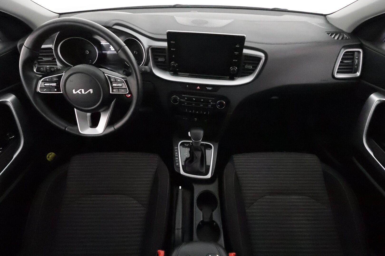 Kia XCeed 2023 1,5 T-GDI 160hv Business Premium DCT **P.kamera / LED-valot / Sisätilanlämmitin / Apple&Android / Kaistavahti** - Suomi-auto / kahdet Renkaat