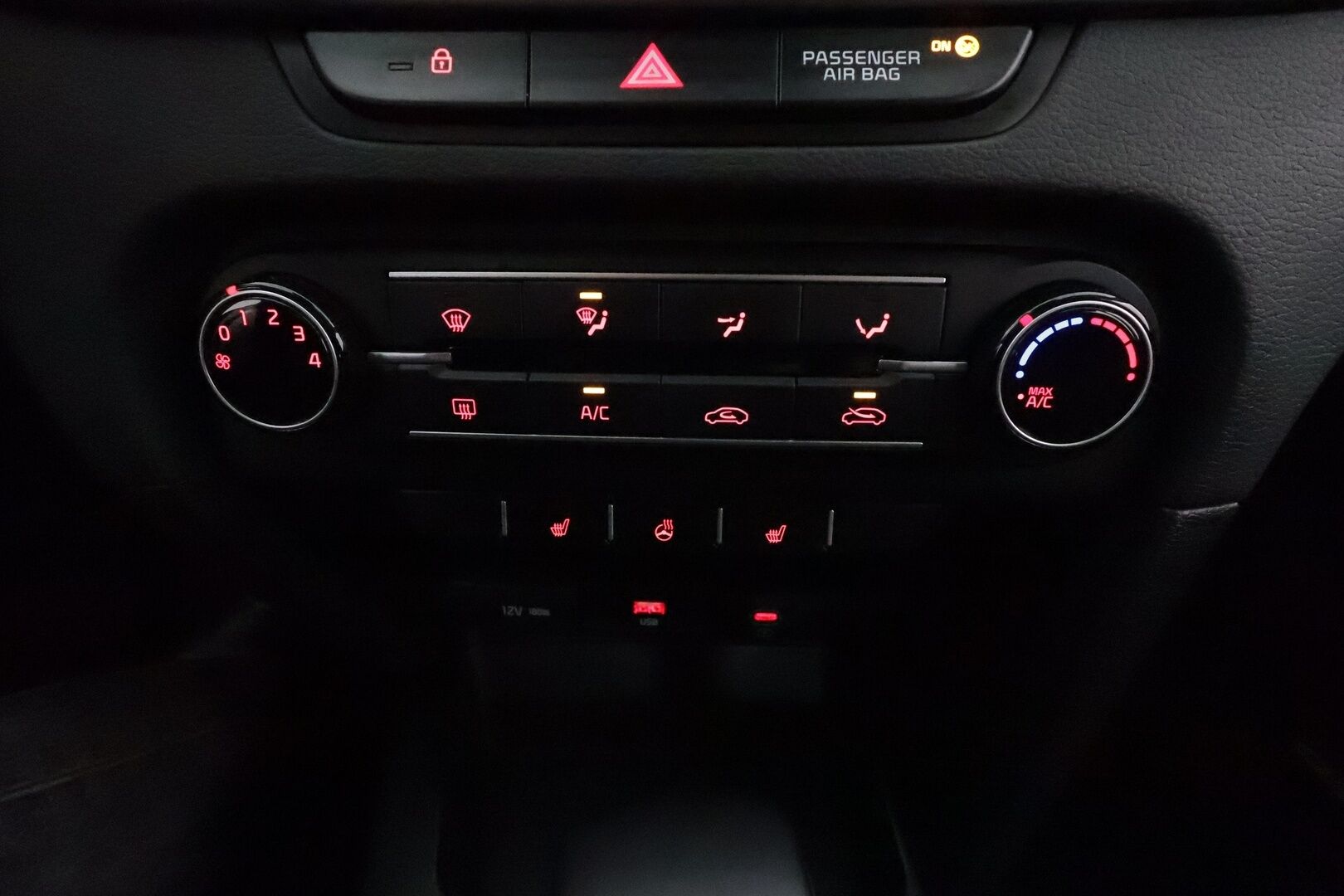 Kia XCeed 2023 1,5 T-GDI 160hv Business Premium DCT **P.kamera / LED-valot / Sisätilanlämmitin / Apple&Android / Kaistavahti** - Suomi-auto / kahdet Renkaat