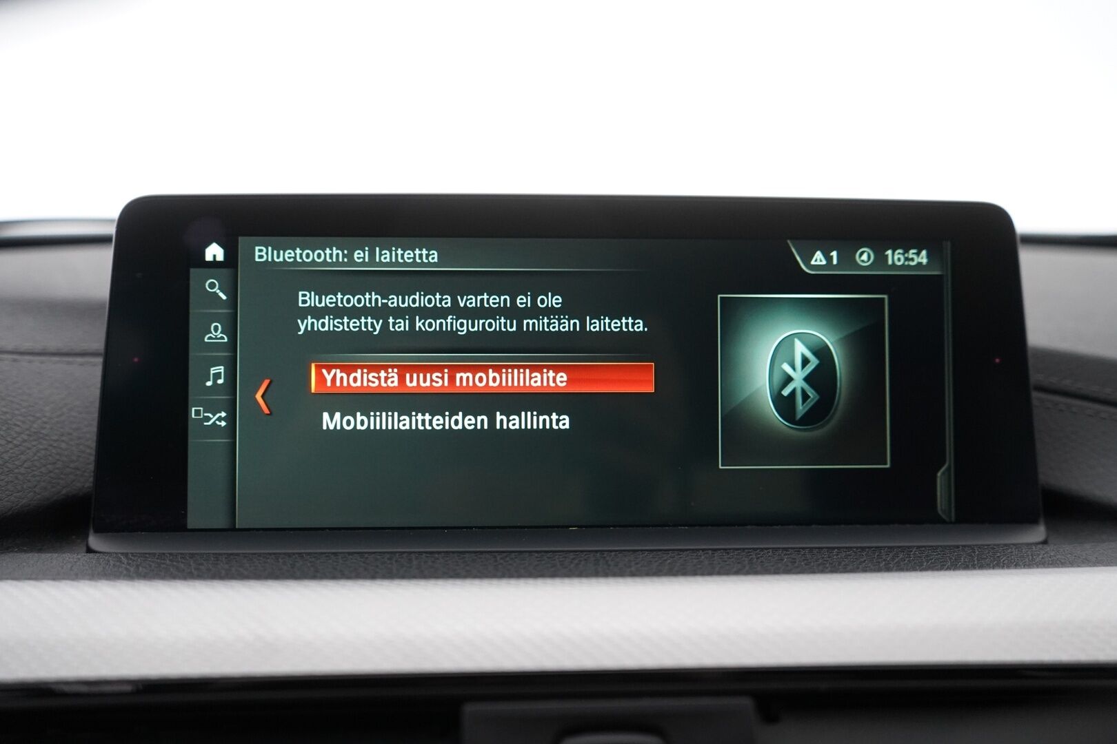 BMW 330 2017 F30 Sedan 330e A Business M Sport * Muistipenkki / Comfort Acces / Adaptive LED / Vakkari / Kamera - M sport / Dakota korall red nahkasisusta / Kahdet BMW vanteet