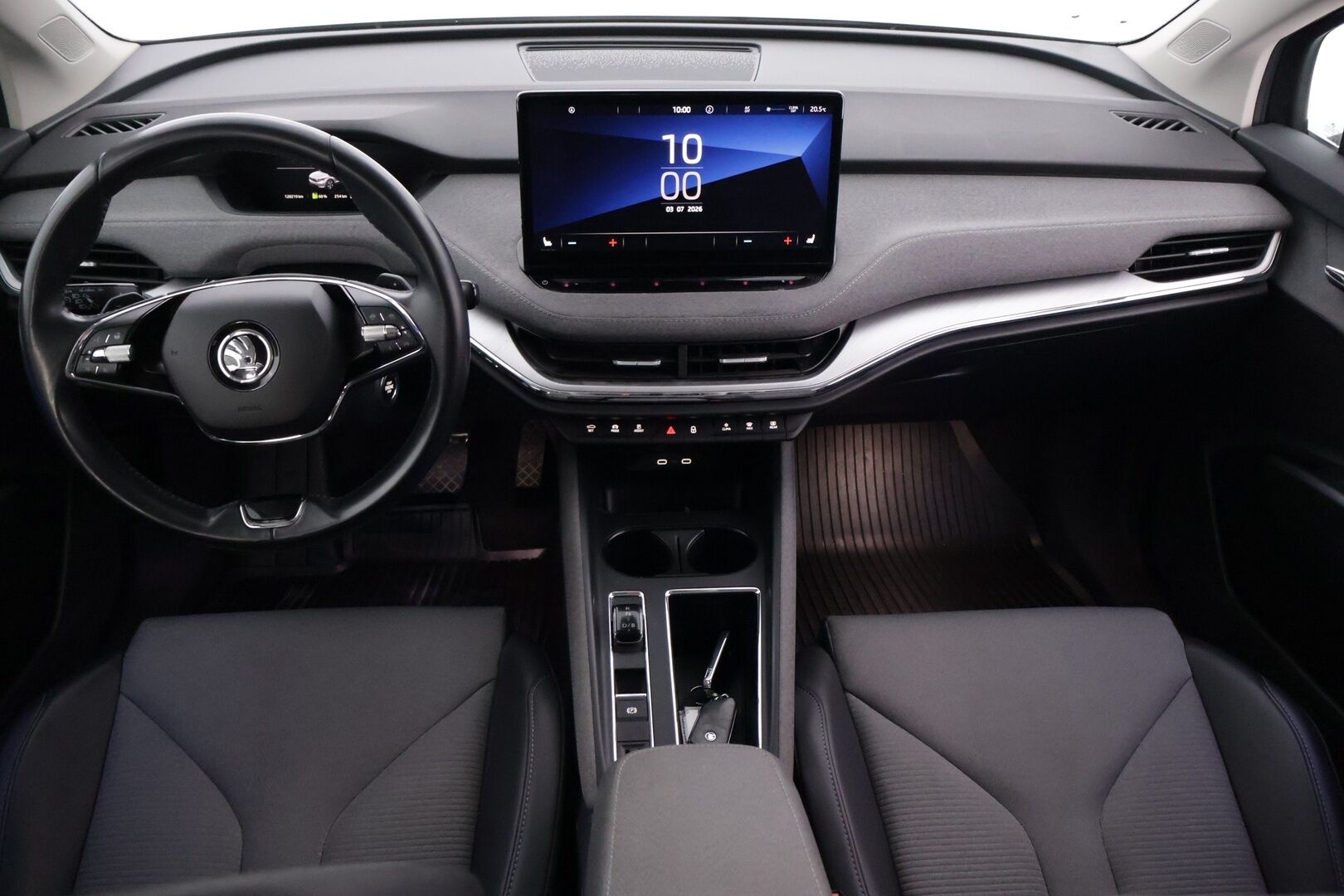 Skoda Enyaq 2022 80x 4x4 iV - | Suomi-Auto | LED | P.Kamera | ILP | Lämmitettävä ohjauspyörä | 2x Skoda Alumiinivanteet |