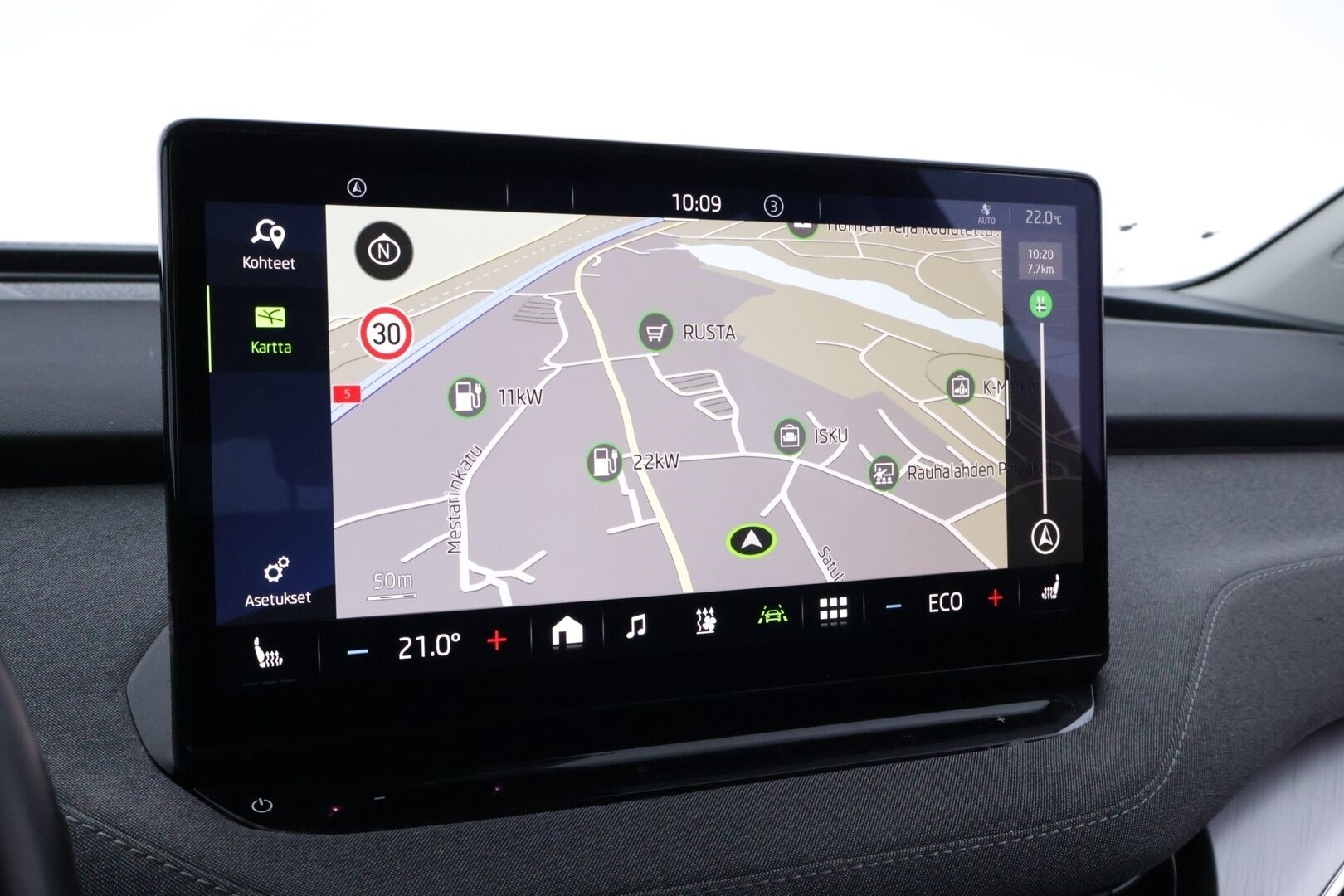 Skoda Enyaq 2022 80x 4x4 iV - | Suomi-Auto | LED | P.Kamera | ILP | Lämmitettävä ohjauspyörä | 2x Skoda Alumiinivanteet |