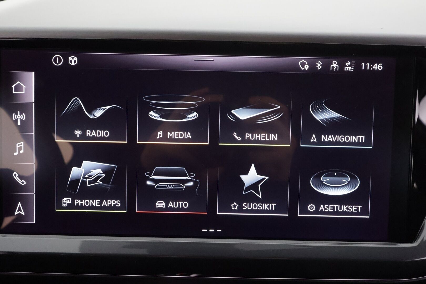 Audi Q4 e-tron 2022 S line 50 e-tron quattro * Sonos / ILP / ACC / Matrix-LED / P.Kamera / Sportpenkit / Navi / Kaistavahti * - 1-om Suomi-auto / Akku kuntotarkastettu /  2x Latauskaapelit / Kahdet renkaat aluvanteilla