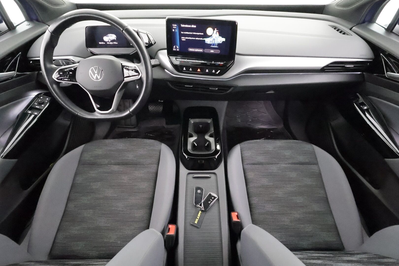 Volkswagen ID.4 2023 Pro Performance FastLane 150 kW, akku 77 kWh * ACC / ILP / Koukku / P.kamera / Keyless /  Apple&Android * - 1.Om Suomi-auto / Kahdet Renkaat / Merkkihuollettu / 2x Lataus