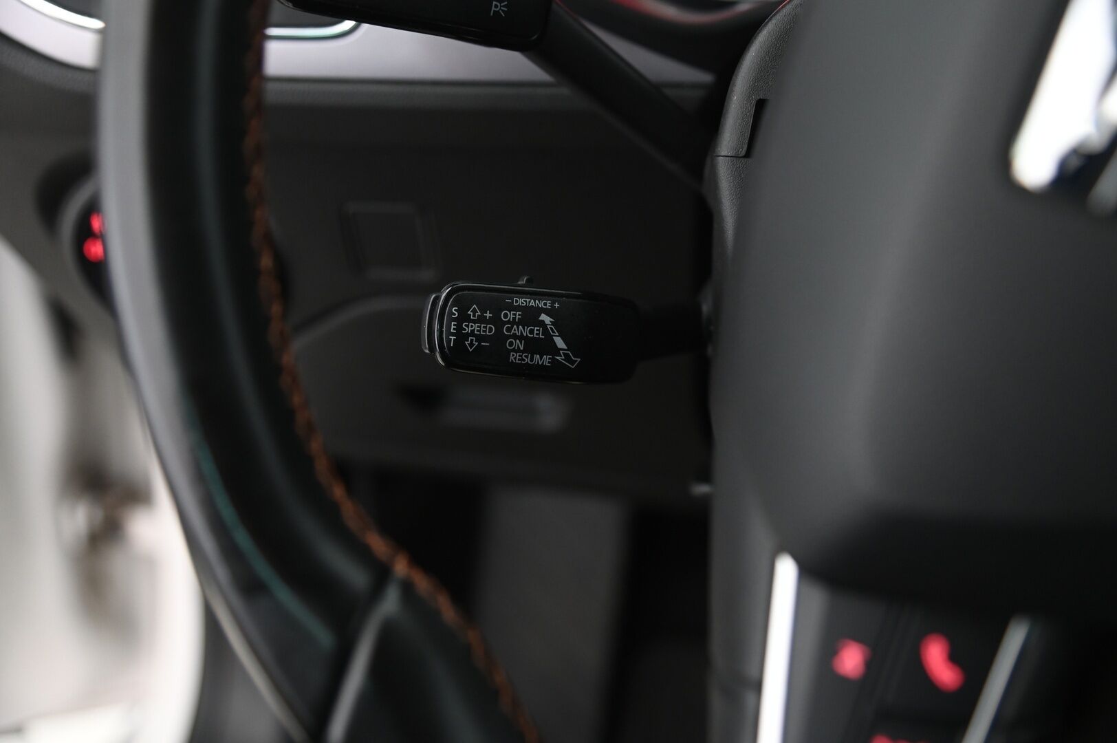 Seat Leon X-Perience 2017 LEON X-PERIENCE Farmari - ACC | P-kamera | Vetokoukku | Tutkat eteen ja taakse | Lohkolämmitin | Ambient valot - KORKO VAIN 3,99 %