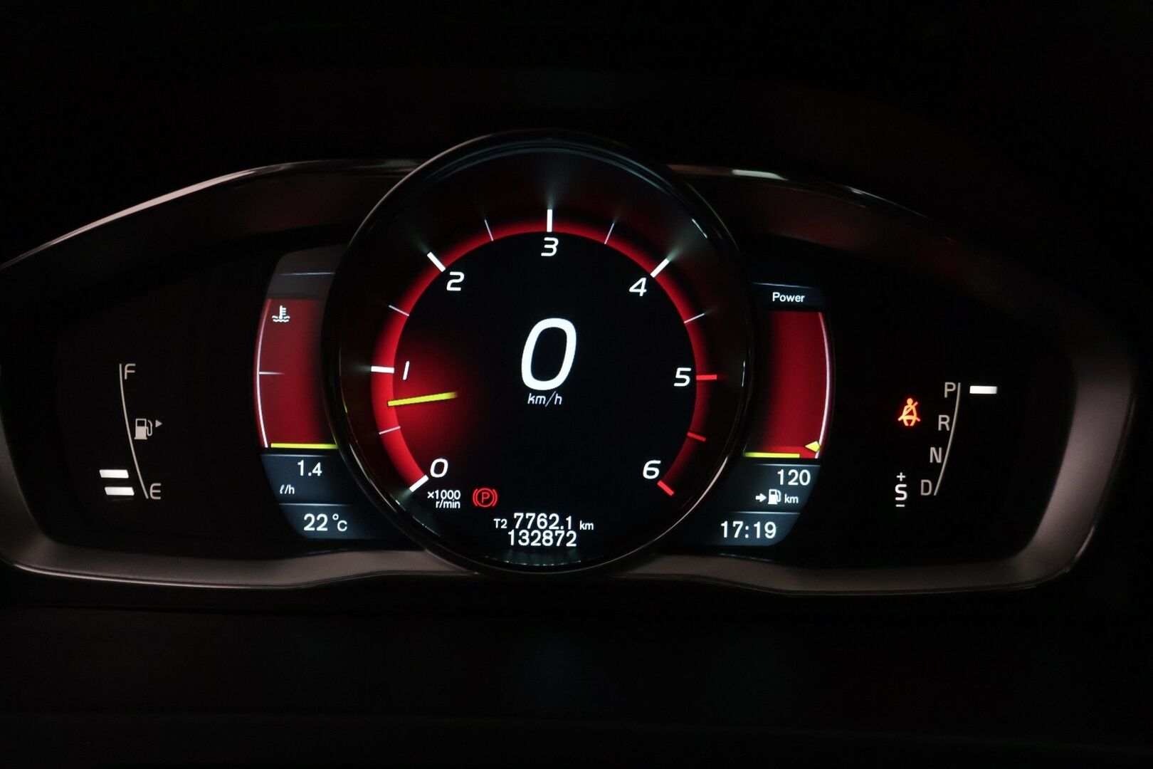Volvo S60 2014 D5 AWD Edition Summum aut - * Webasto | Vakionopeudensäädin | Keyless | Muistipenkki | Koukku | Xenon *