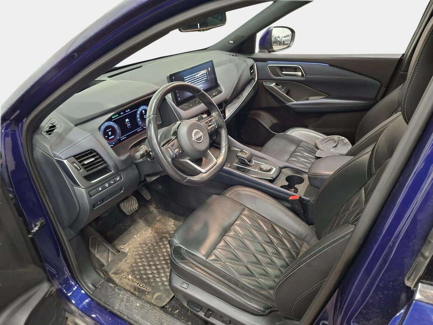 Nissan Qashqai 2022 MHEV 158 Xtronic 4WD Tekna+ - | ACC | BOSE | HUD | 360-kamera |  Lasikatto | Sähkösäätöiset nappanahat | Hierovat etupenkit | Vetokoukku | Digimittaristo | Apple & Android | Kessy | BLIS |