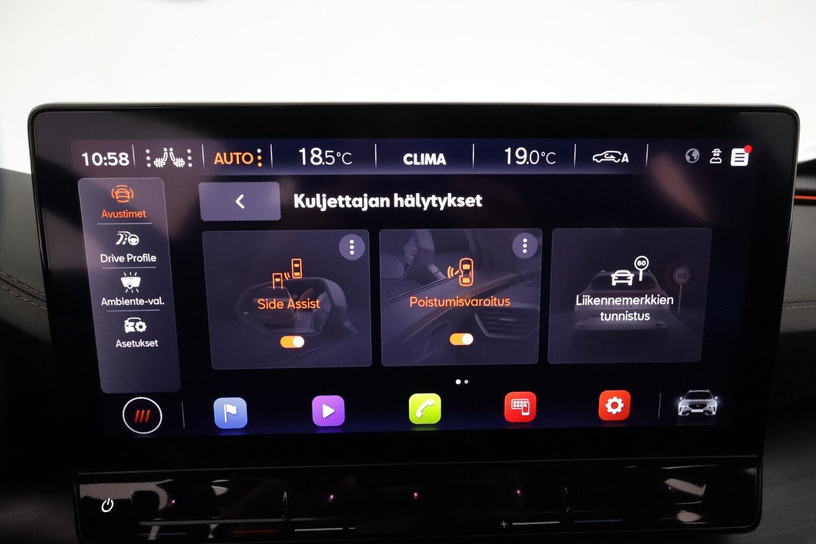 Cupra Formentor 2022 VZ 2,0 TSI 228 kW 4Drive DSG *ACC / P.kamera / LED / Navi / Beats / Digimittaristo / KeylessGo / Sporttipenkit / Lohkolämmitin* - 1.Om Suomi-auto / Kahdet renkaat aluvanteilla