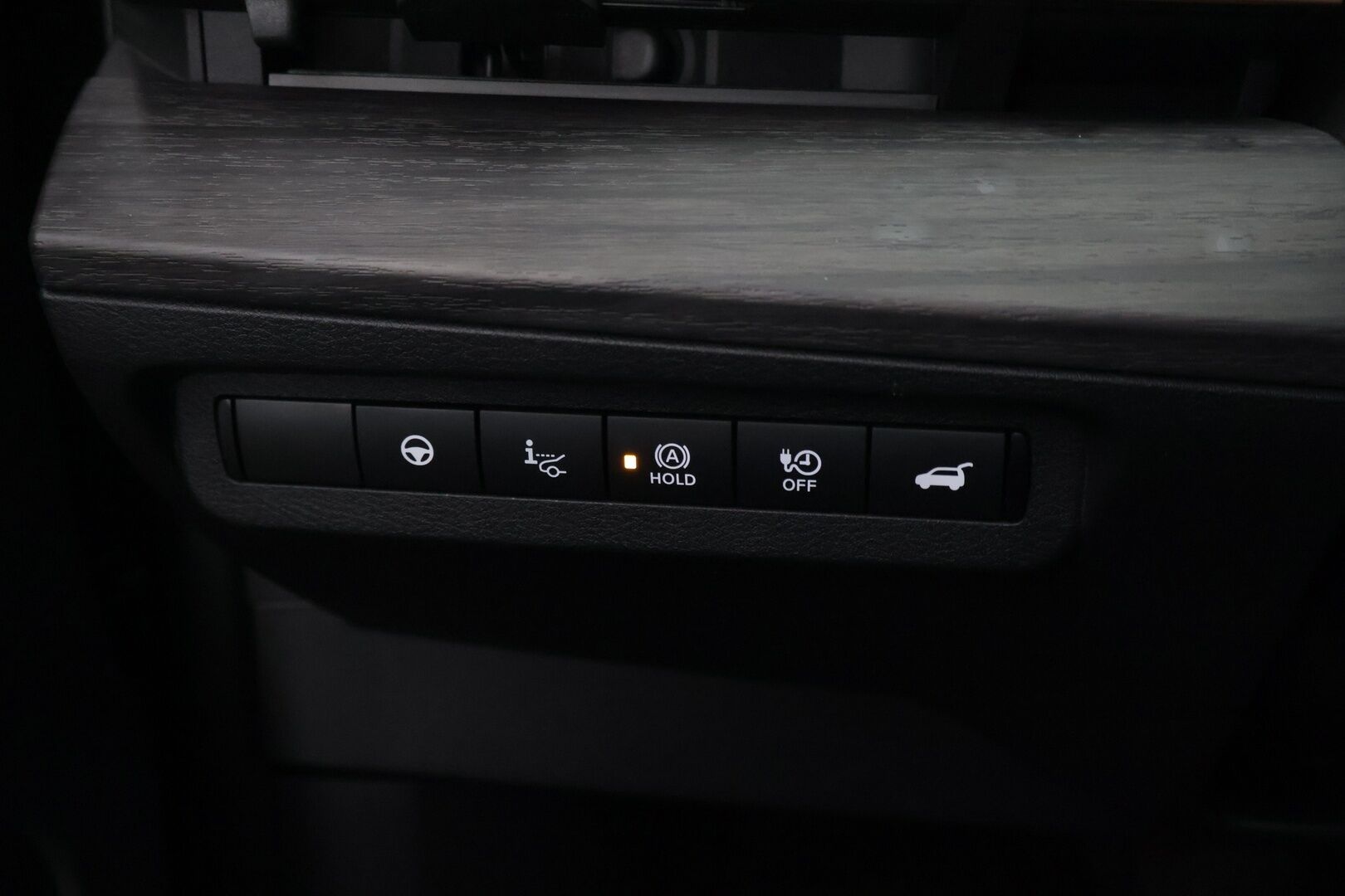 Nissan Ariya 2022 87kWh Evolve - Adapt. Vakkari / HUD / Panorama / Bose / 360° Kamera / Ilmastoidut Muistipenkit / Koukku / KeylessGo / Kaistavahti / Ratinlämmitin - KORKO VAIN 3,99 %