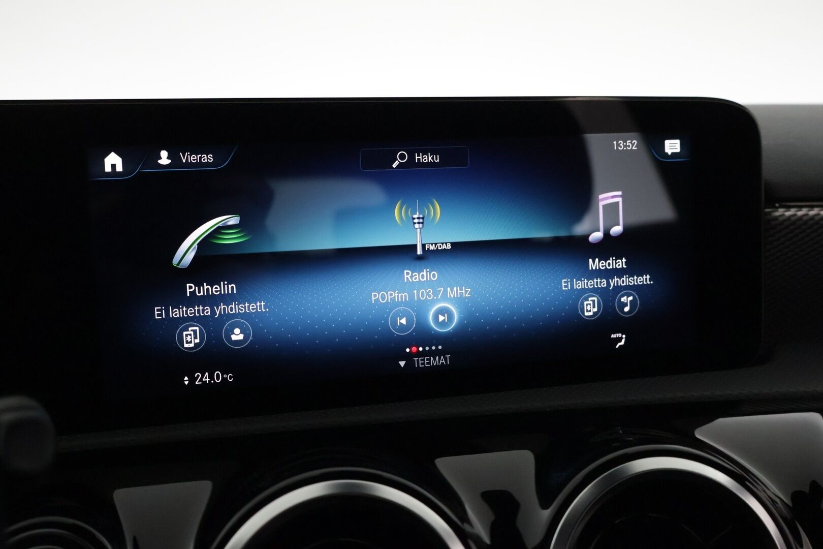 Mercedes-Benz A 2022 180 A Suomi Edition / Digimittari / Kaistavahti / P- Kamera / LED - Vakkari / Suomi-auto / Bluetooth / Puolnahka penkit / - HULLU BLACKWEEK KORKOTARJOUS 2,49%