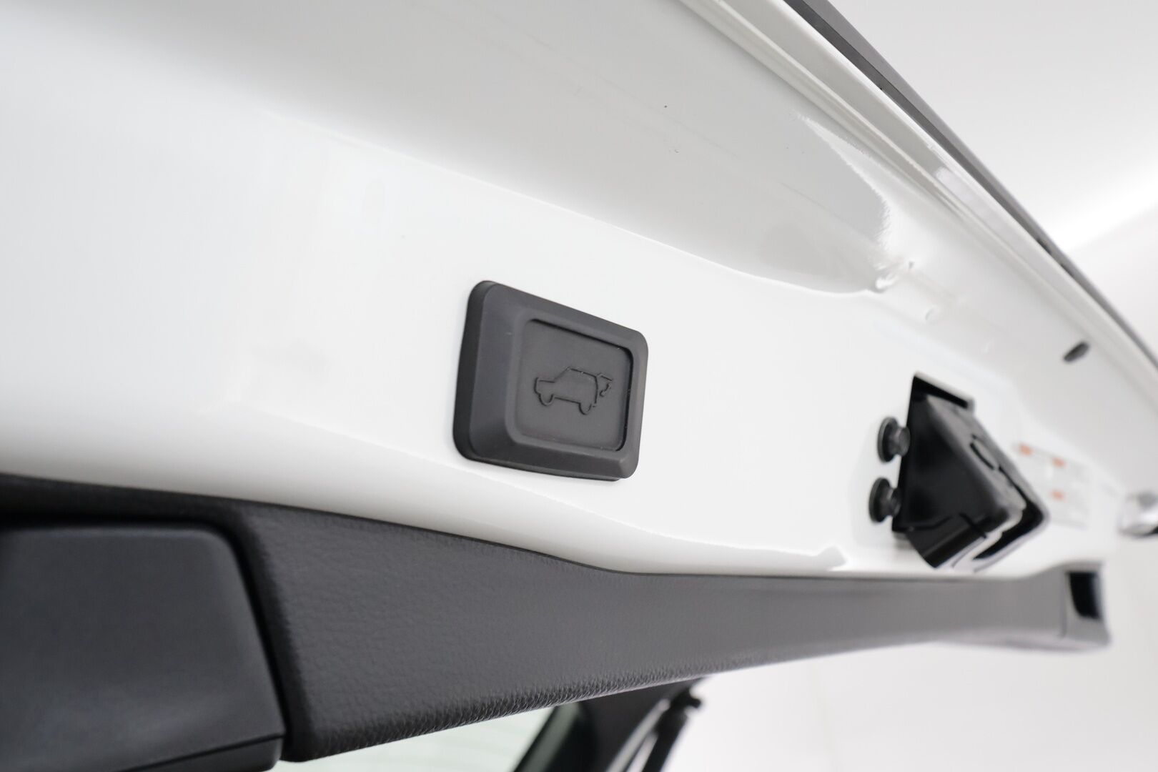 Toyota RAV4 2022 2,5 Hybrid Business Edition - | ACC | LED | P.Kamera | Navi | Kaistavahti | Keyless | Apple&Android | Sisätilanlämmitin | Ratinlämmitys | Merkkihuollot | Kahdet renkaat | 1-om Suomi-auto |