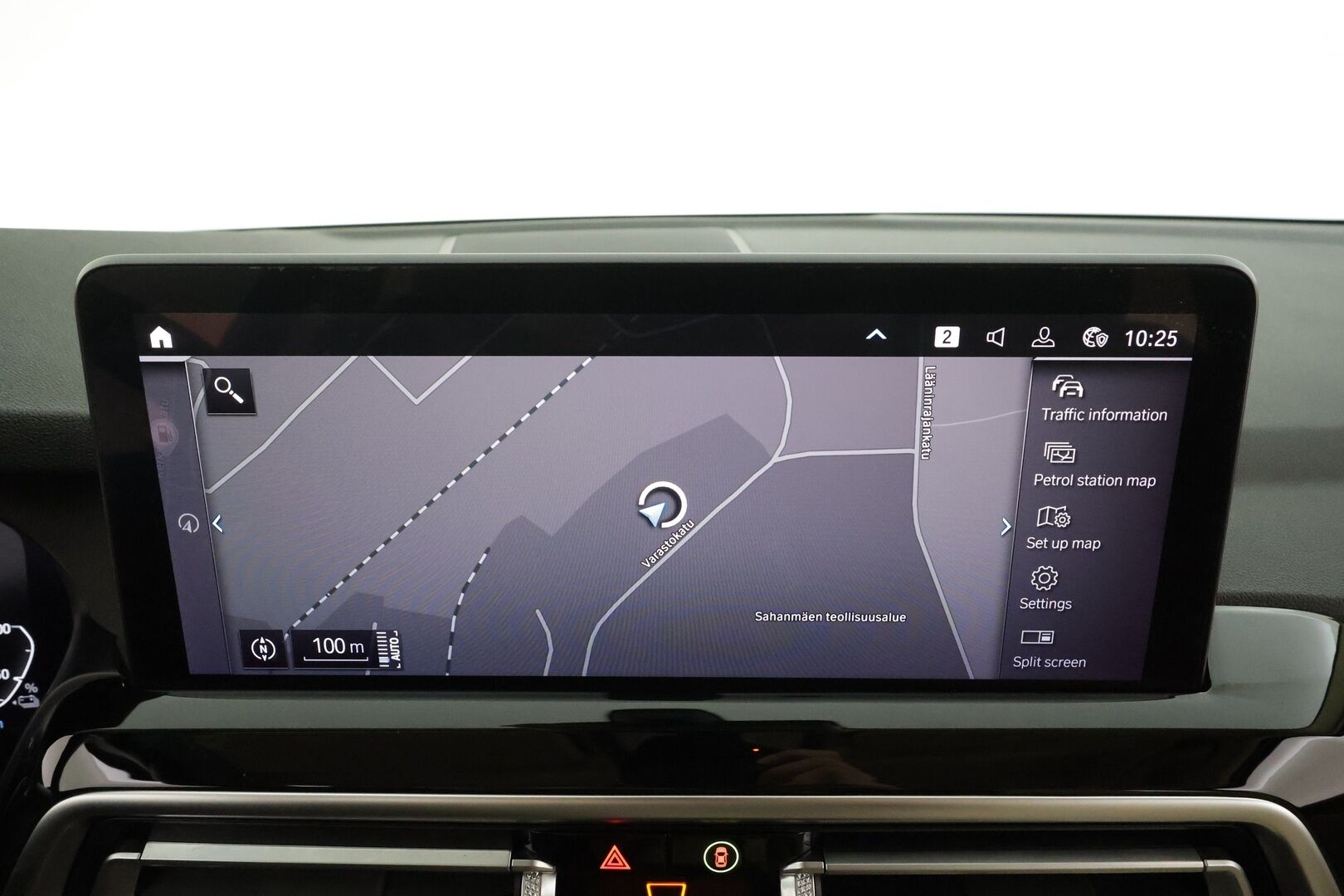 BMW X3 2023 G01 xDrive 30e A Charged Edition * Vakkari / P.kamera / Koukku / Hifi / Sporttinahat / Sähköluukku / LED / Navi * - 1.Om Suomi-auto / Akku kuntotarkastettu SoH 91,3% / Kahdet renkaat aluvanteilla 