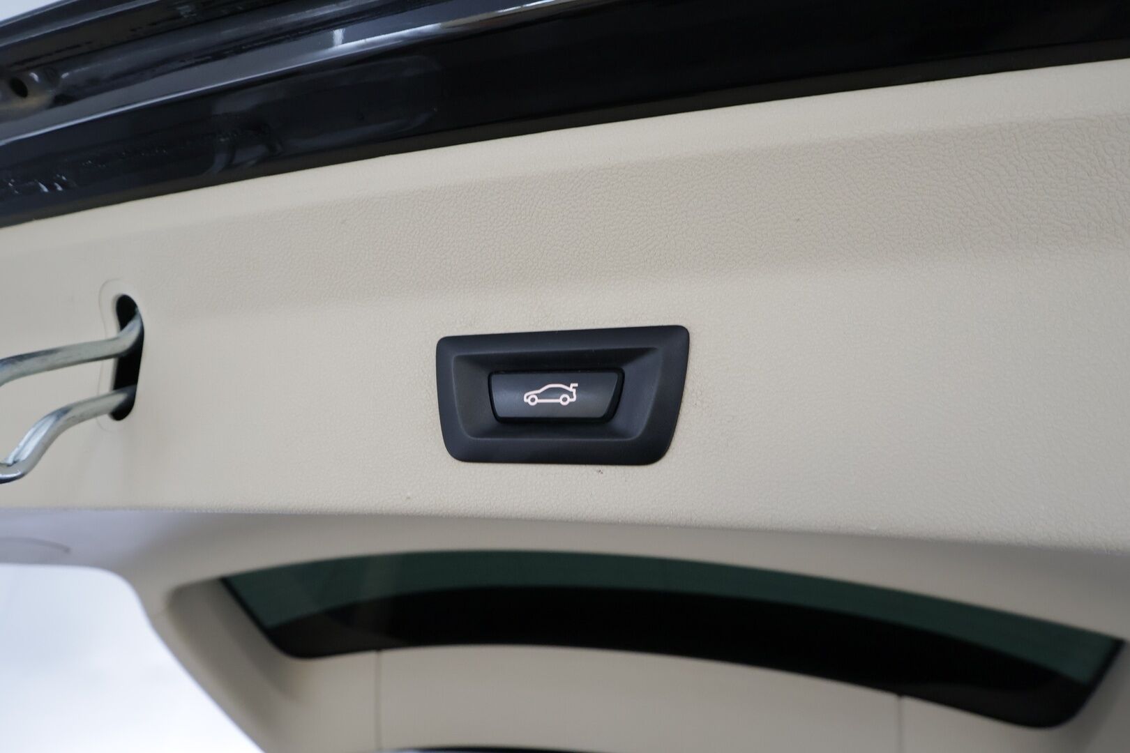 BMW X3 2023 G01 xDrive 30e A Charged Edition * Vakkari / P.kamera / Koukku / Hifi / Sporttinahat / Sähköluukku / LED / Navi * - 1.Om Suomi-auto / Akku kuntotarkastettu SoH 91,3% / Kahdet renkaat aluvanteilla 