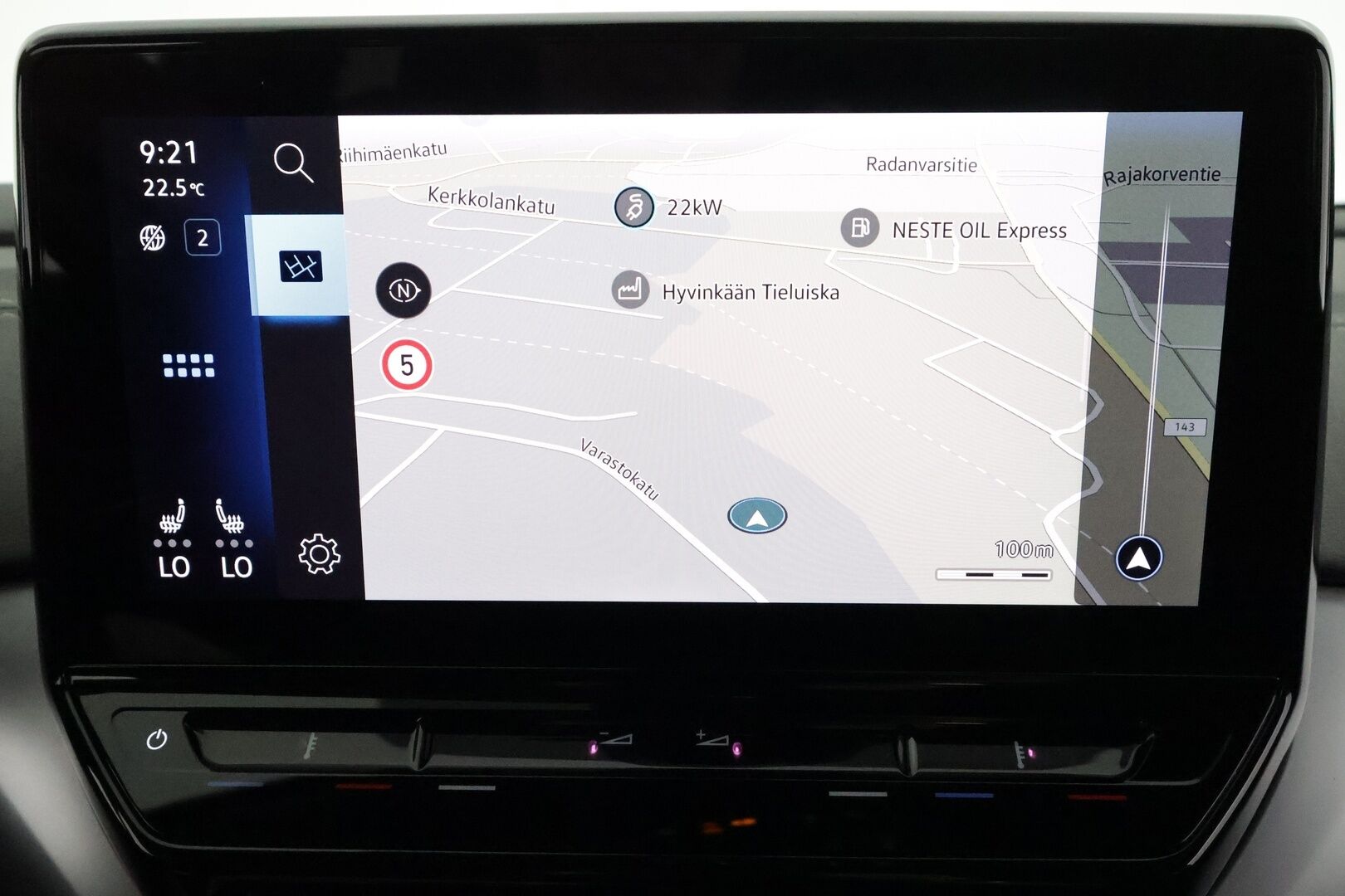 Volkswagen ID.4 2023 Pro Performance 150 kW **Lämpöpumppu / Koukku / Adapt.Vakkari / Matrix-LED / 360° / Hierovat Sportpenkit Muistilla** - 1-om Suomi-auto / Kahdet Renkaat