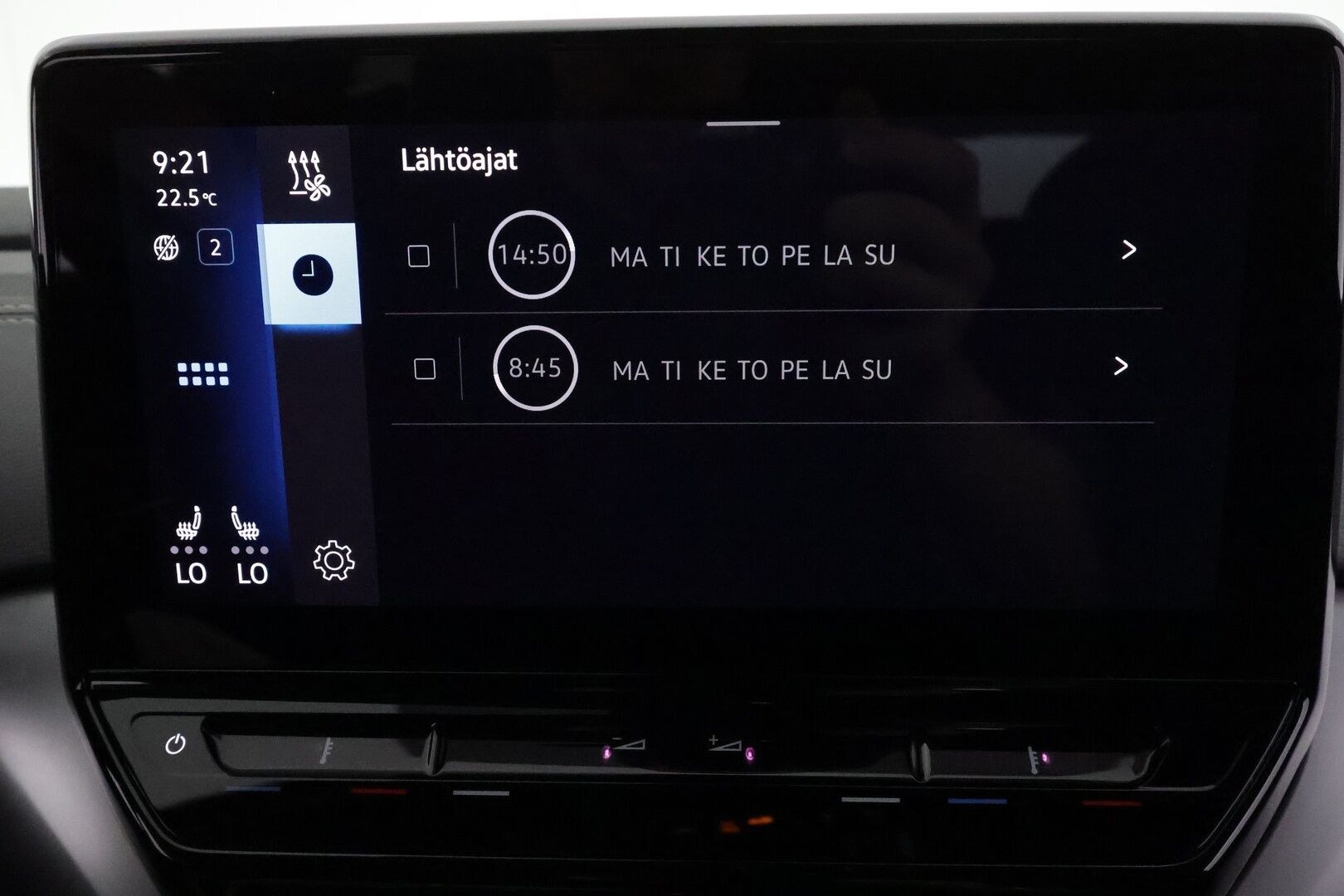 Volkswagen ID.4 2023 Pro Performance 150 kW **Lämpöpumppu / Koukku / Adapt.Vakkari / Matrix-LED / 360° / Hierovat Sportpenkit Muistilla** - 1-om Suomi-auto / Kahdet Renkaat