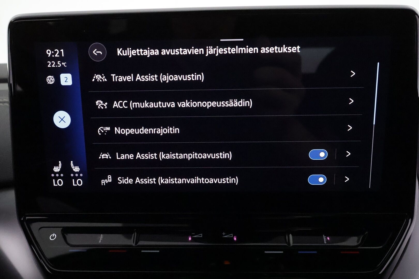 Volkswagen ID.4 2023 Pro Performance 150 kW **Lämpöpumppu / Koukku / Adapt.Vakkari / Matrix-LED / 360° / Hierovat Sportpenkit Muistilla** - 1-om Suomi-auto / Kahdet Renkaat
