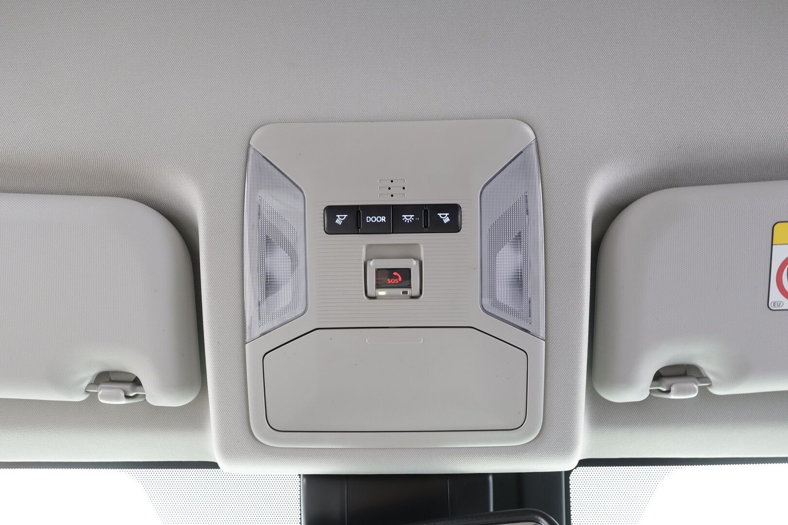 Toyota RAV4 2022 2,5 Hybrid AWD-i Premium - | ACC | Koukku | Lohko+Sisä | P.Kamera | Muistipenkki | LED | Nahat | Sähköluukku | Ratinlämmitin | Apple&Android | Keyless | ALV | Kahdet renkaat aluvanteilla | 