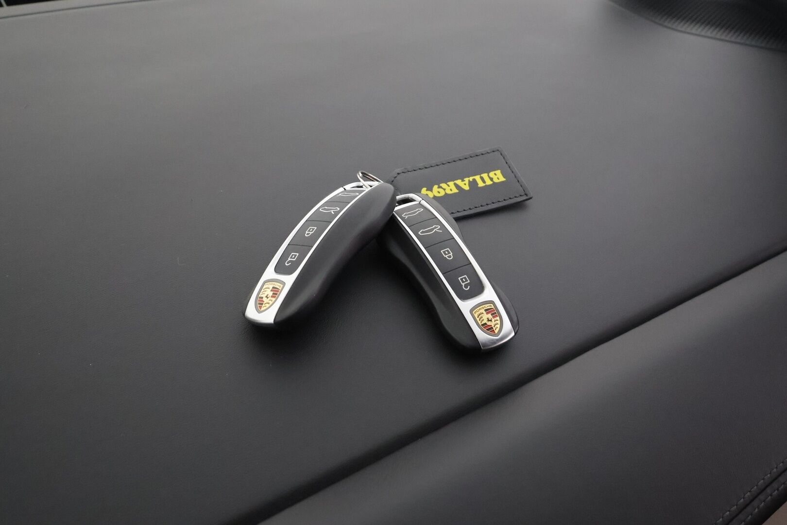 Porsche Taycan 2023 4 Cross Turismo - * ACC | Sport Chrono | Lasikatto | PASM | PDLS+ | Comfort Access |Sound Package | ILP | Muistipenkit *