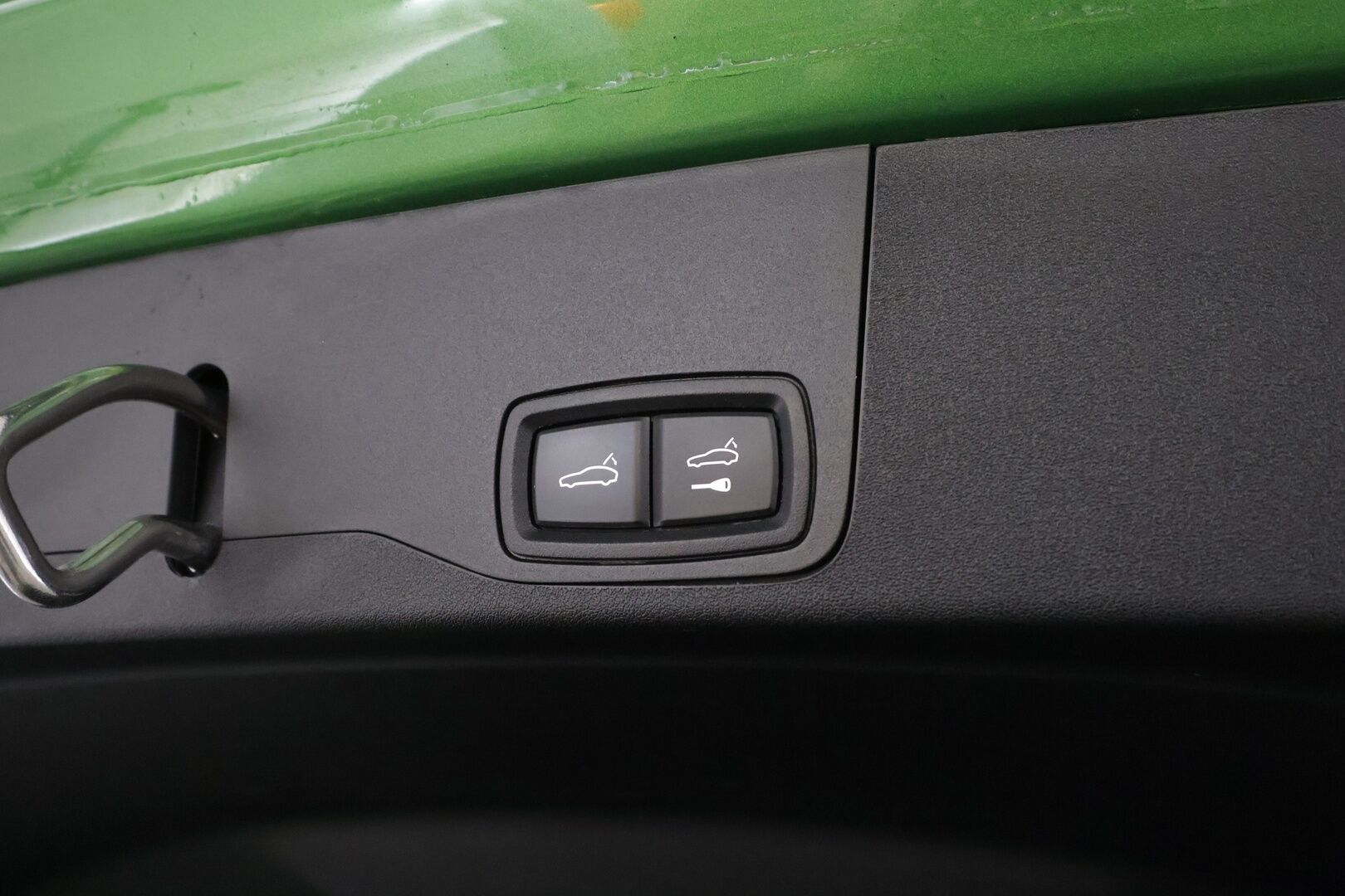 Porsche Taycan 2023 4 Cross Turismo * ACC / Sport Chrono / Lasikatto / PASM / PDLS+ / Comfort Access / Sound Package / ILP / Muistipenkit * - 1.Om Suomi-auto / Merkkihuollettu / Akku kuntotarkastettu!