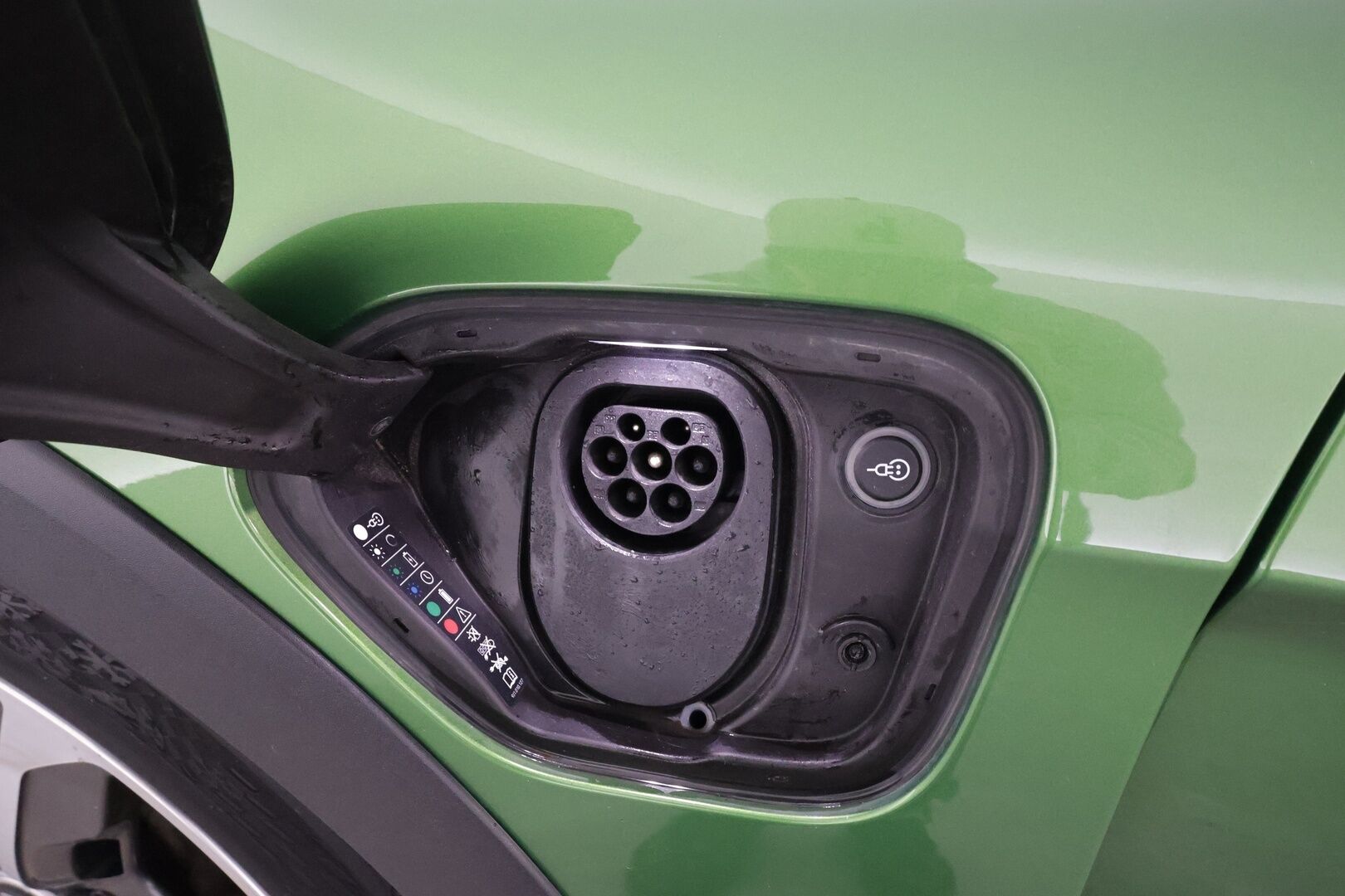 Porsche Taycan 2023 4 Cross Turismo * ACC / Sport Chrono / Lasikatto / PASM / PDLS+ / Comfort Access / Sound Package / ILP / Muistipenkit * - 1.Om Suomi-auto / Merkkihuollettu / Akku kuntotarkastettu! - HULLUT AVAJAISHULINAT KORKOTARJOUS 3,29 %