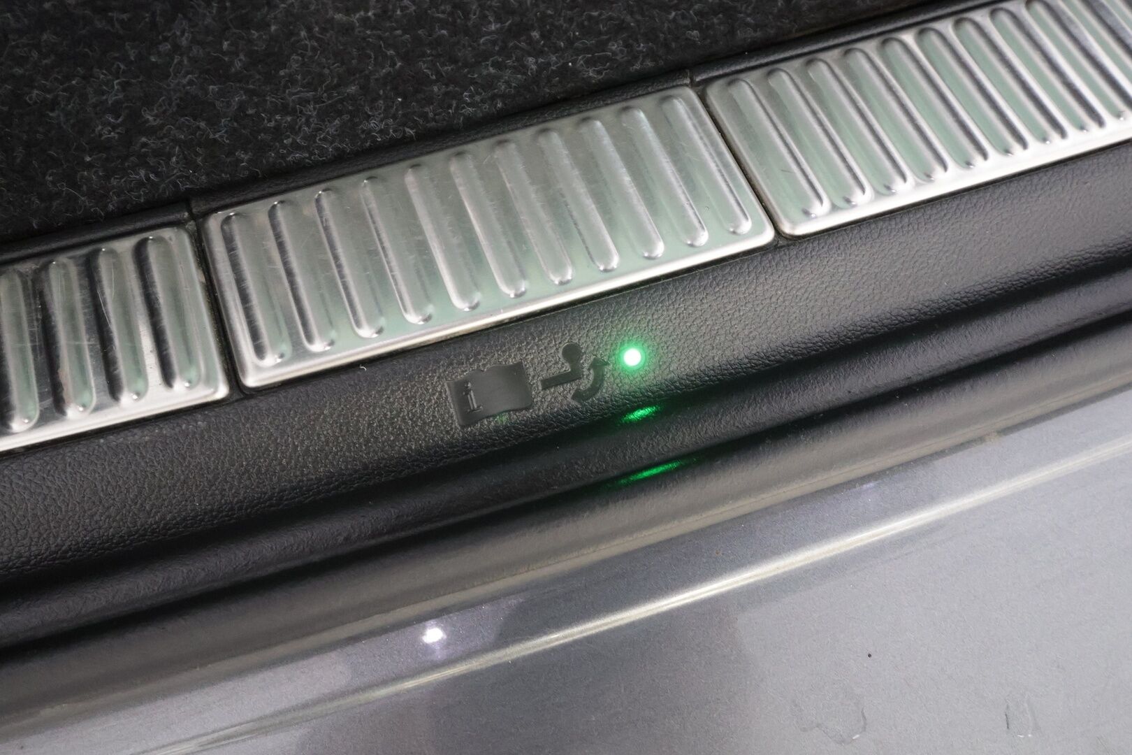 Skoda Superb 2023 Combi 1.4 TSI PHEV Style iV DSG Autom. - | ACC | Webasto | Koukku | Muistipenkit | P.kamera | LED | Puolinahat | Keyless | Apple&Android | 1.Om Suomi-auto | Kahdet Renkaat | Koti & Kauppalataus |