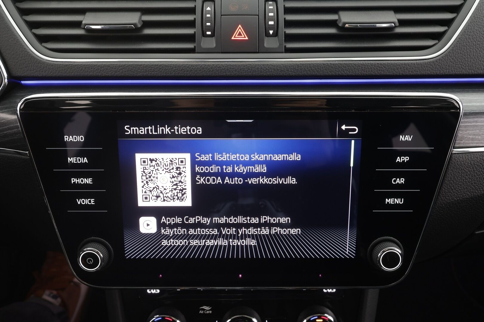Skoda Superb 2023 Combi 1.4 TSI PHEV Style iV DSG Autom. - | ACC | Webasto | Koukku | Muistipenkit | P.kamera | LED | Puolinahat | Keyless | Apple&Android | 1.Om Suomi-auto | Kahdet Renkaat | Koti & Kauppalataus |