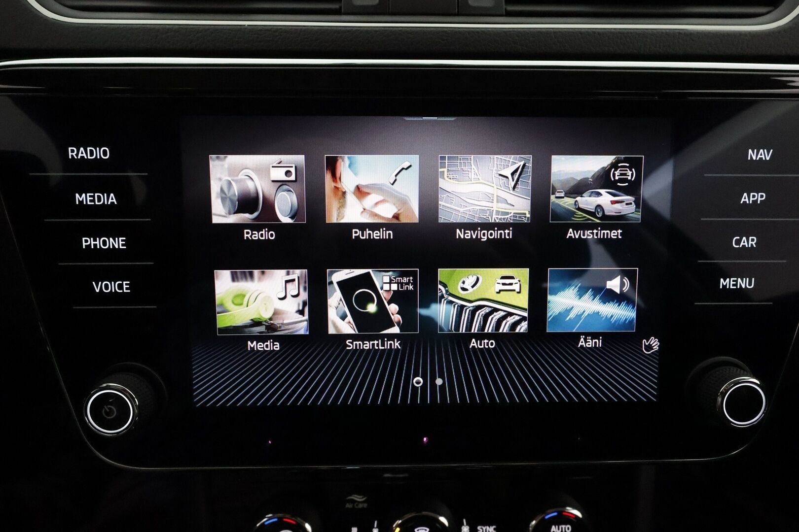 Skoda Superb 2023 1.5 TSI ACT Style BusinessLine DSG Autom. **Facelift / Webasto / Adapt.vakkari / Muistipenkit / P.kamera / Keyless** - 3,99 % KORKOTARJOUS TÄHÄN AUTOON - Suomi-auto / Merkkihuollettu
