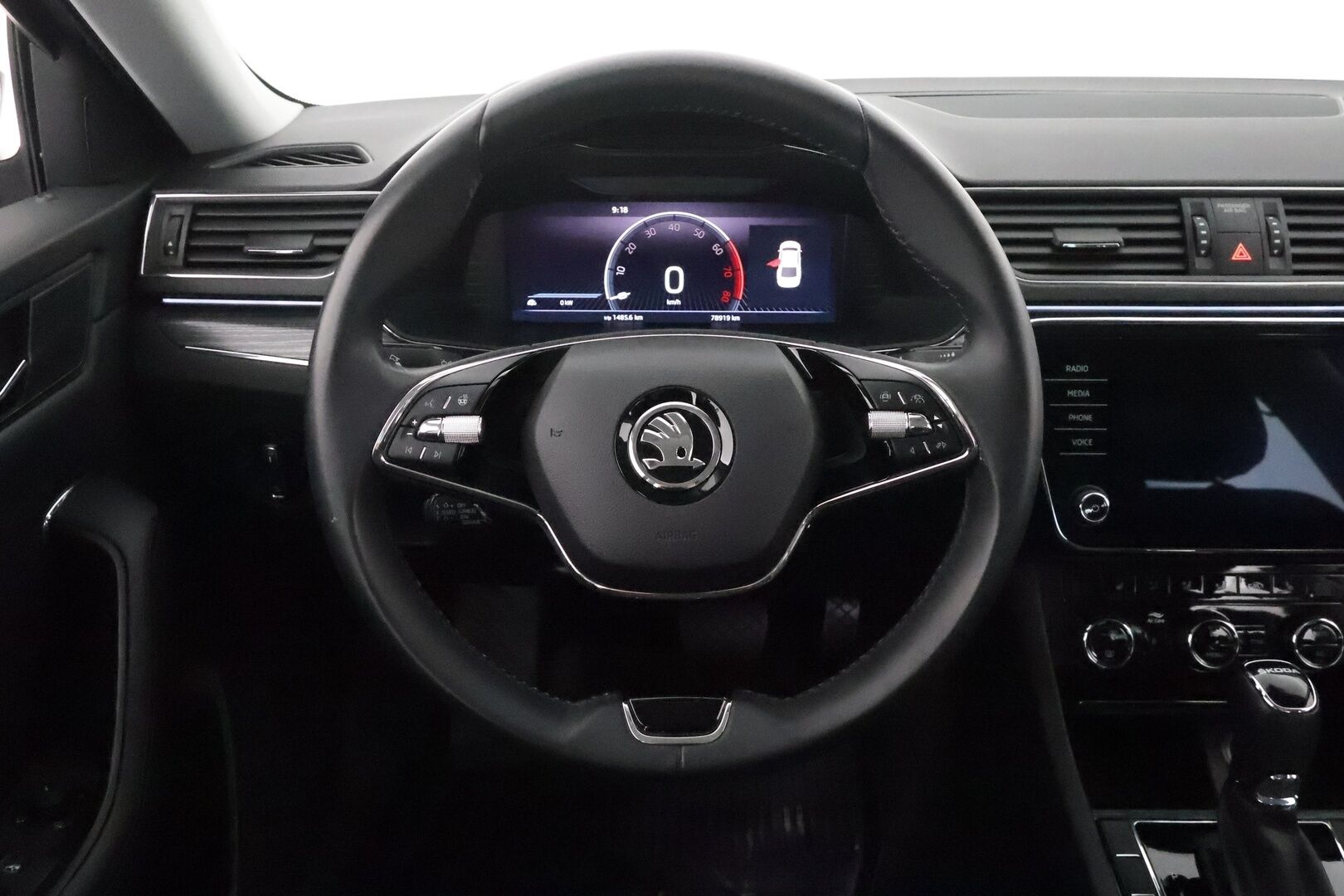 Skoda Superb 2023 1.5 TSI ACT Style BusinessLine DSG Autom. **Facelift / Webasto / Adapt.vakkari / Muistipenkit / P.kamera / Keyless** - 3,99 % KORKOTARJOUS TÄHÄN AUTOON - Suomi-auto / Merkkihuollettu