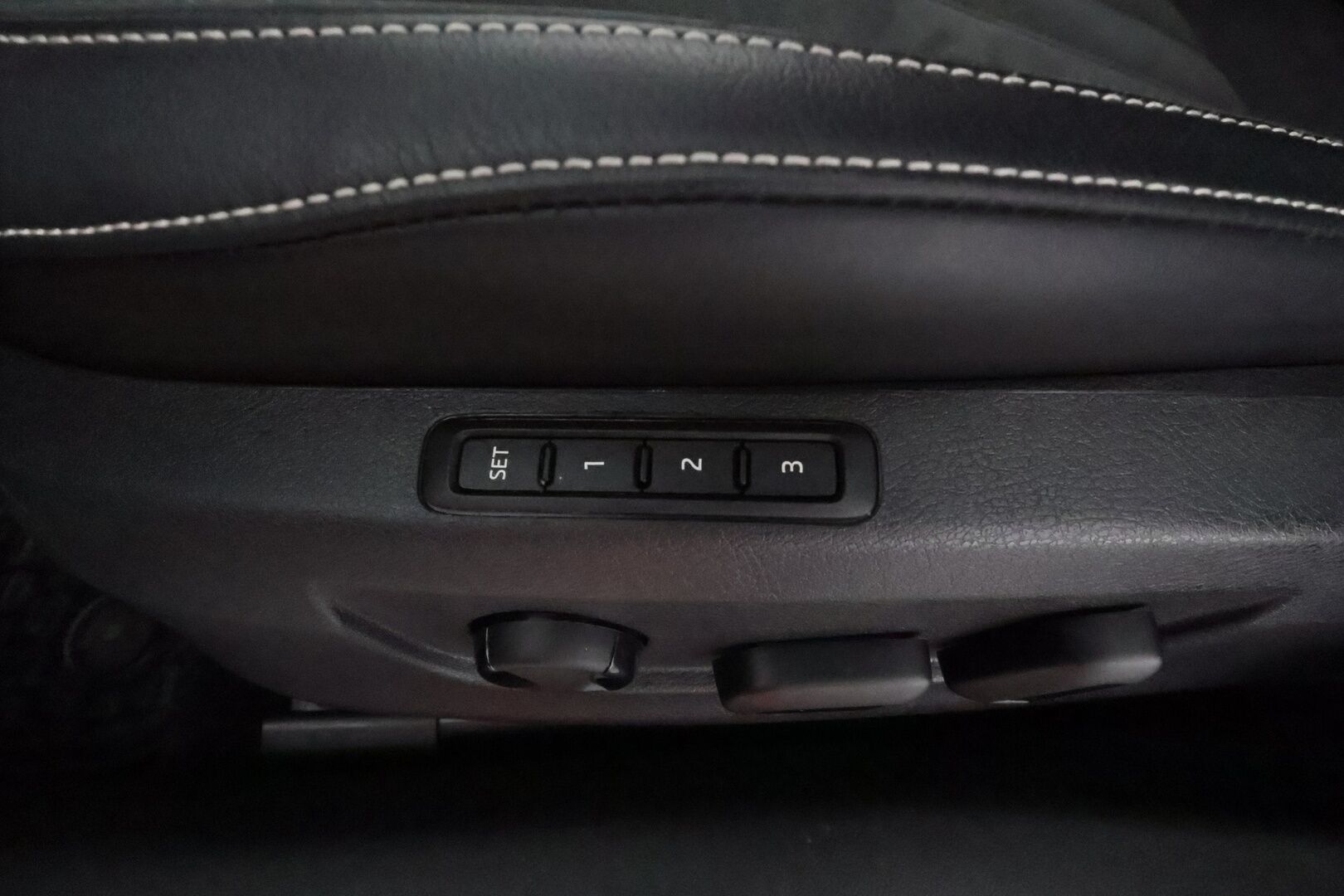 Skoda Superb 2023 1.5 TSI ACT Style BusinessLine DSG Autom. **Facelift / Webasto / Adapt.vakkari / Muistipenkit / P.kamera / Keyless** - 3,99 % KORKOTARJOUS TÄHÄN AUTOON - Suomi-auto / Merkkihuollettu
