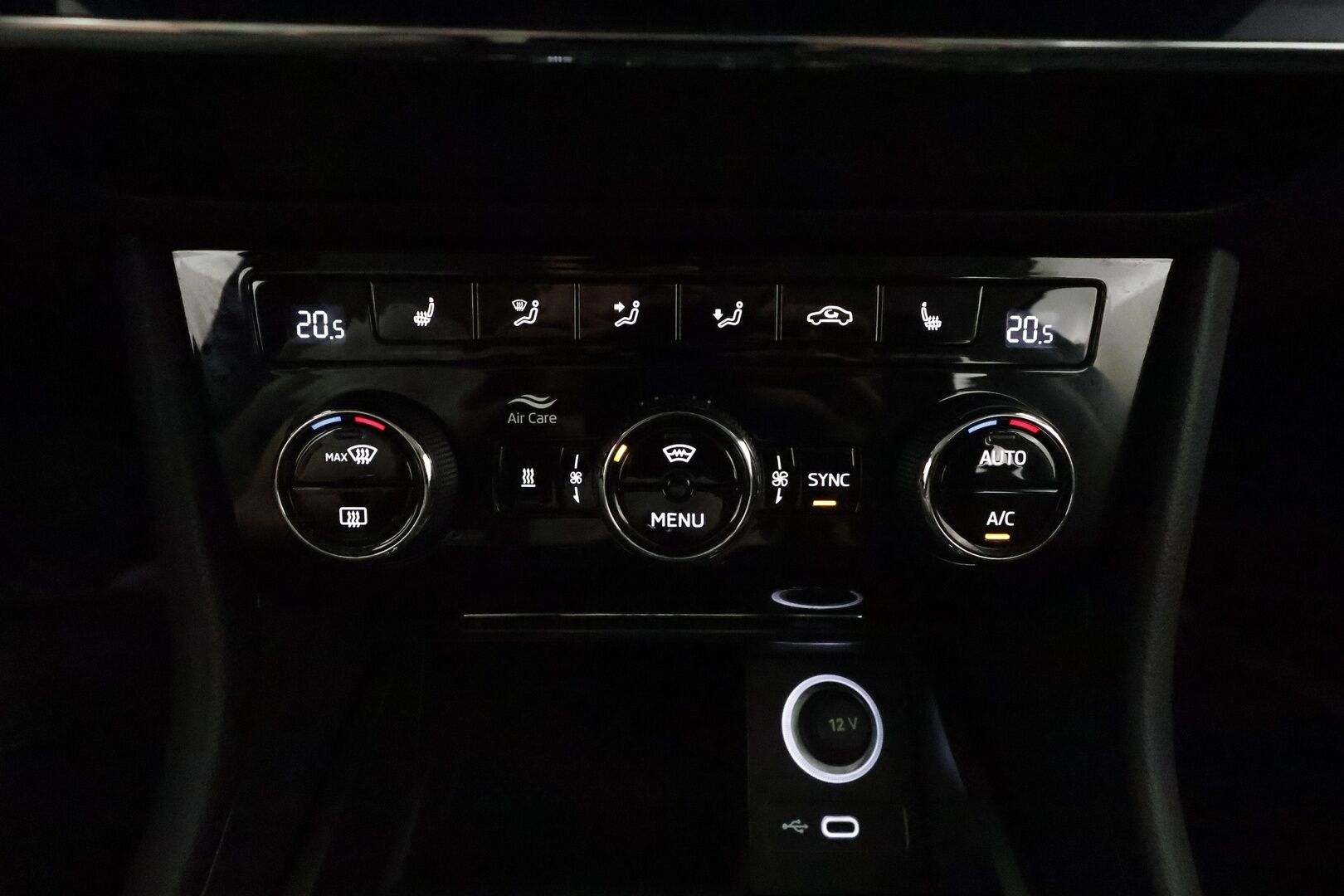 Skoda Superb 2023 1.5 TSI ACT Style BusinessLine DSG Autom. **Facelift / Webasto / Adapt.vakkari / Muistipenkit / P.kamera / Keyless** - 3,99 % KORKOTARJOUS TÄHÄN AUTOON - Suomi-auto / Merkkihuollettu