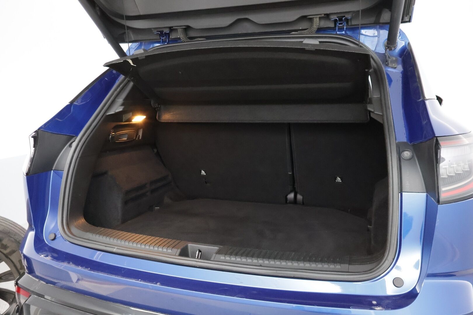 Renault Austral 2023 mild hybrid 160 auto techno launch edition * Adapt.Vakkari / Hieronta / Peruutuskamera / Puolinahkasisusta / LED Pure Vision - Suomiauto / Juuri tullut Tampereelle / Huippuvarusteet! - HULLUT AVAJAISHULINAT KORKOTARJOUS 3,29 %