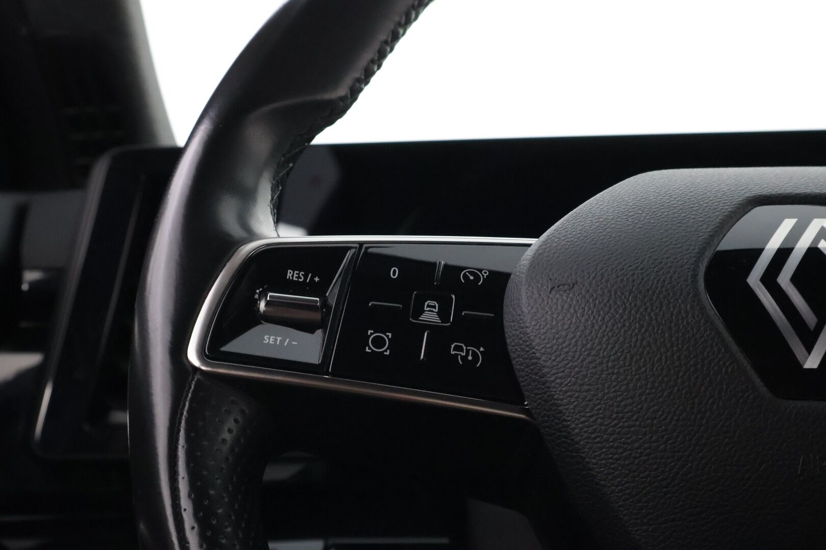 Renault Austral 2023 mild hybrid 160 auto techno launch edition * Adapt.Vakkari / Hieronta / Peruutuskamera / Puolinahkasisusta / LED Pure Vision - Suomiauto / Juuri tullut Tampereelle / Huippuvarusteet! - HULLUT AVAJAISHULINAT KORKOTARJOUS 3,29 %