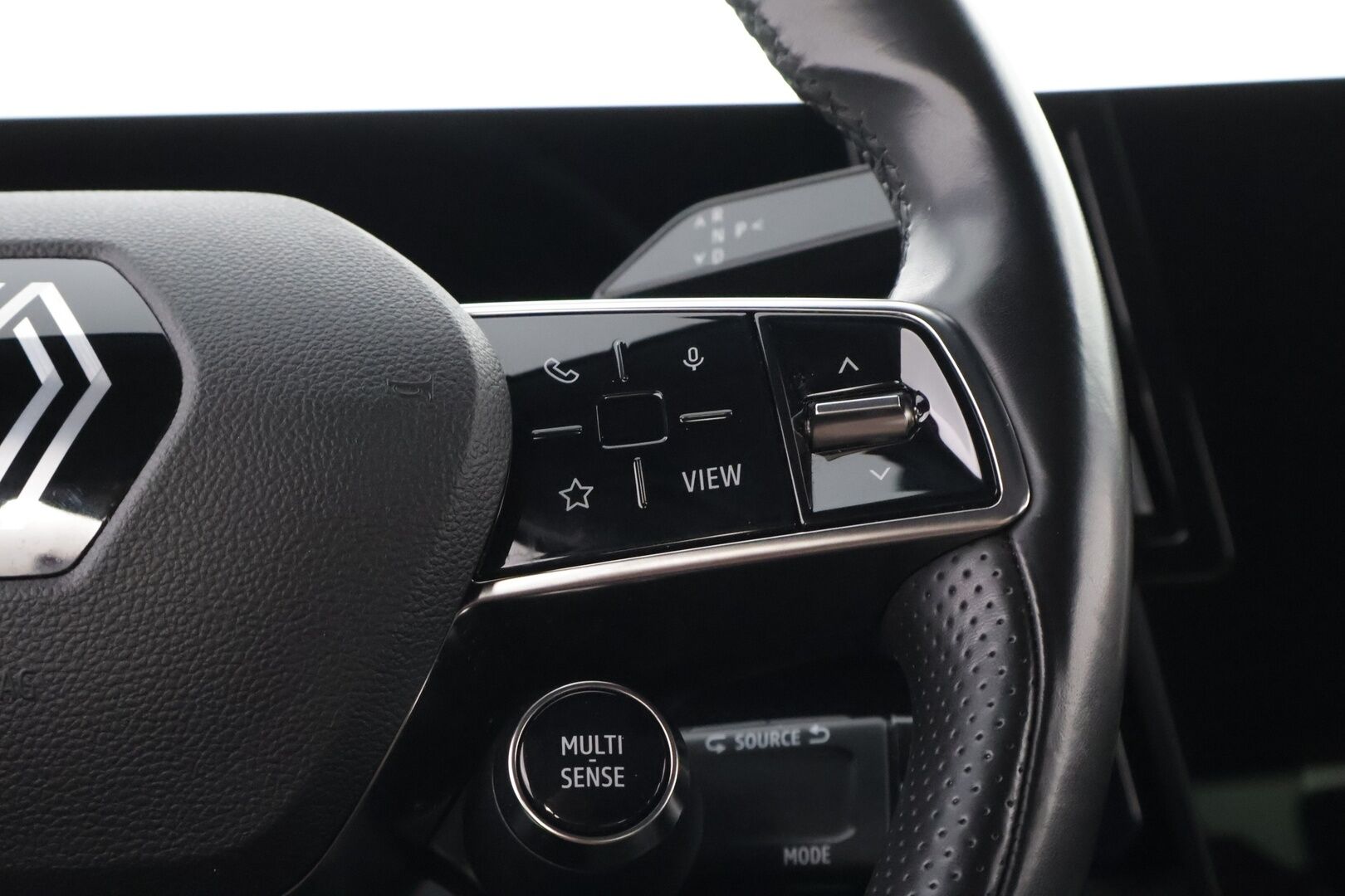 Renault Austral 2023 mild hybrid 160 auto techno launch edition * Adapt.Vakkari / Hieronta / Peruutuskamera / Puolinahkasisusta / LED Pure Vision - Suomiauto / Juuri tullut Tampereelle / Huippuvarusteet! - HULLUT AVAJAISHULINAT KORKOTARJOUS 3,29 %