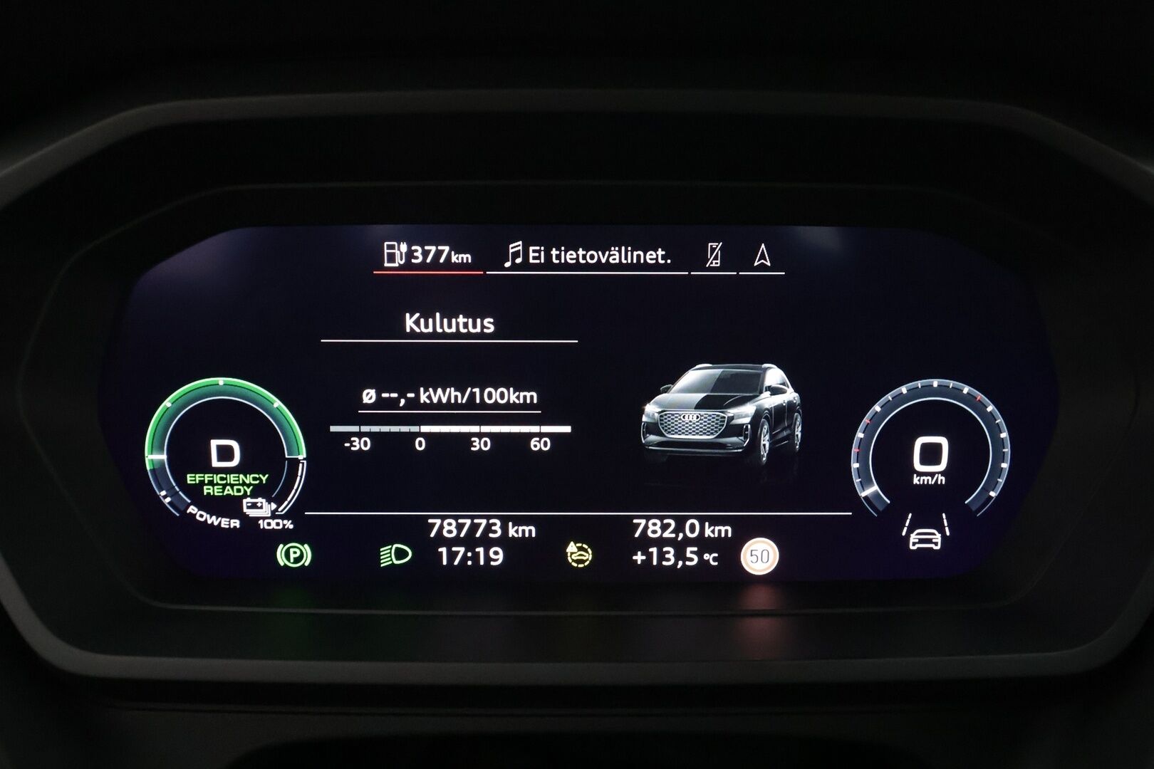 Audi Q4 e-tron 2023 45 e-tron quattro * ILP / Koukku / ACC / Matrix-LED / P.Kamera / Sportpenkit / Navi / Kaistavahti * - 1-om Suomi-auto / Kahdet renkaat aluvanteilla / 2x Latauskaapelit / Merkkihuollot