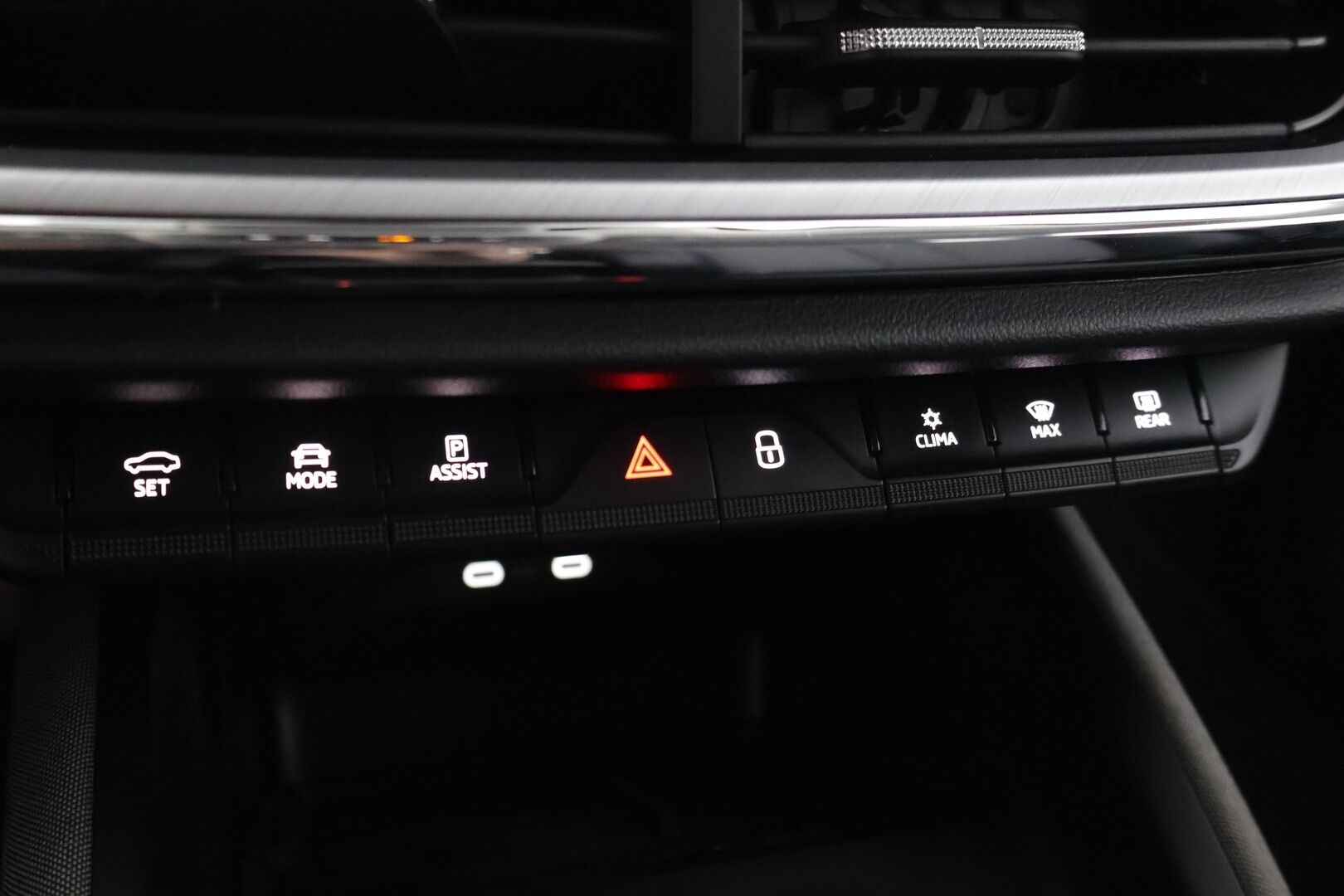 Skoda Enyaq 2023 80 iV - | ACC | ILP | Keylessgo | P-kamera | 2-om Suomi-auto | Apple&Android carplay | Merkkihuollot | Ratinlämmitin | LED | Puolinahat |