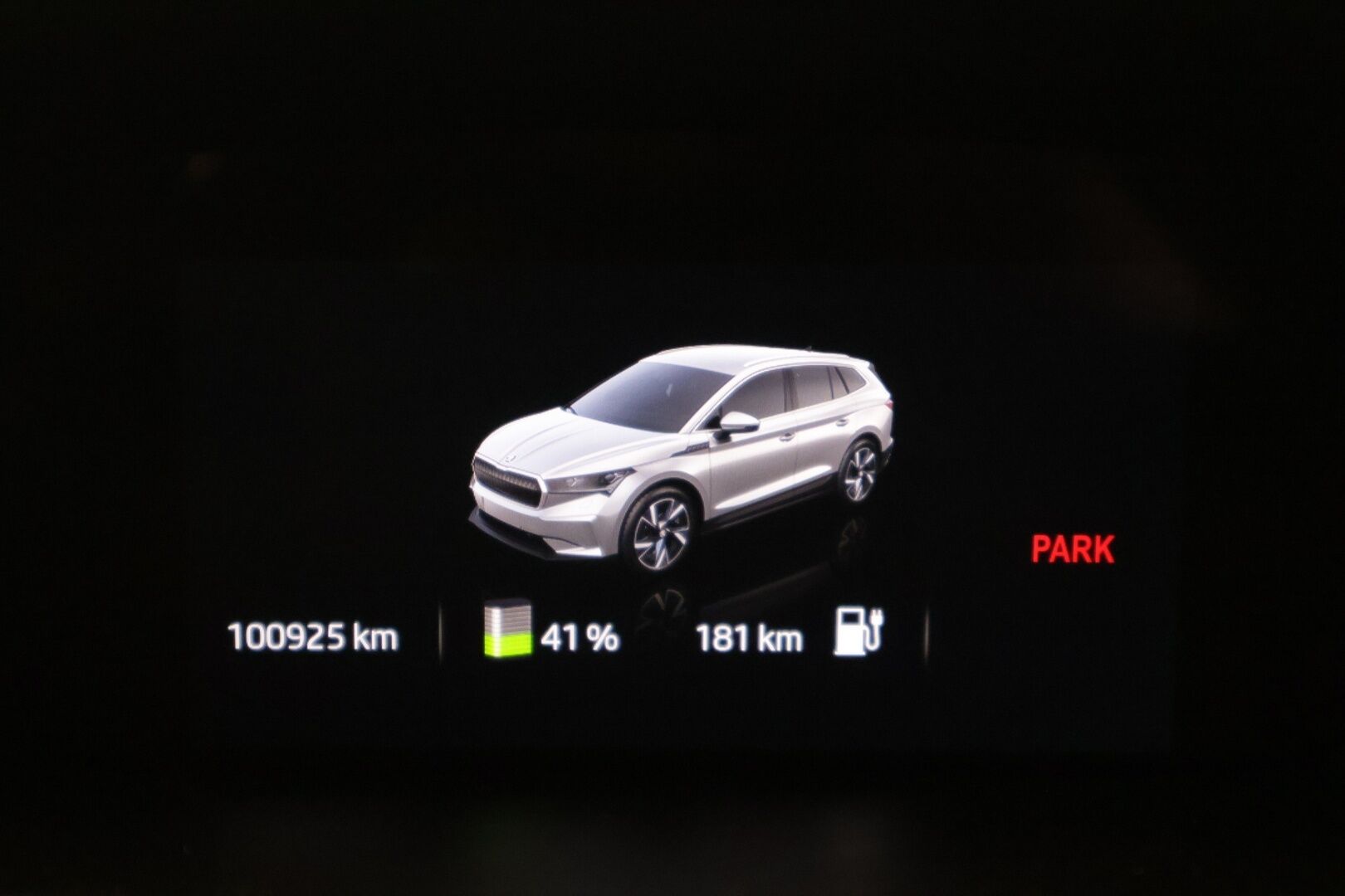 Skoda Enyaq 2023 80 iV - | ACC | ILP | Keylessgo | P-kamera | 2-om Suomi-auto | Apple&Android carplay | Merkkihuollot | Ratinlämmitin | LED | Puolinahat |
