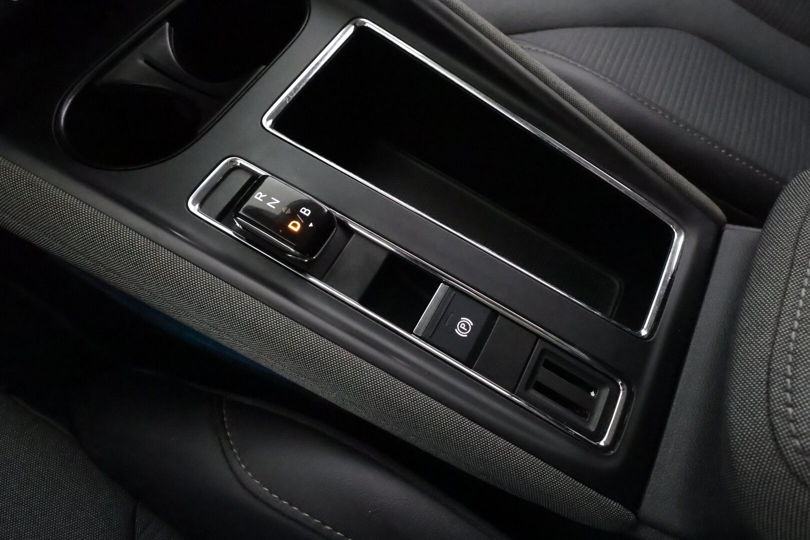 Skoda Enyaq 2023 80 iV * ACC / ILP / P.kamera / LED / Navi / Kaistavahti / Keyless * - 2-om Suomi-auto / Akku kuntotarkastettu / Kahdet renkaat aluvanteilla / Merkkihuollot