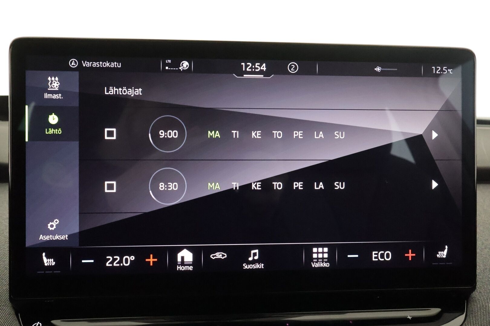 Skoda Enyaq 2023 80 Style iV - | ACC | ILP | Koukku | Canton | Muistipenkki | Matrix-LED | P.Kamera | Puolinahat | Ratinlämmitys | 1.Om Suomi-auto | Kahdet renkaat | Merkkihuollettu |
