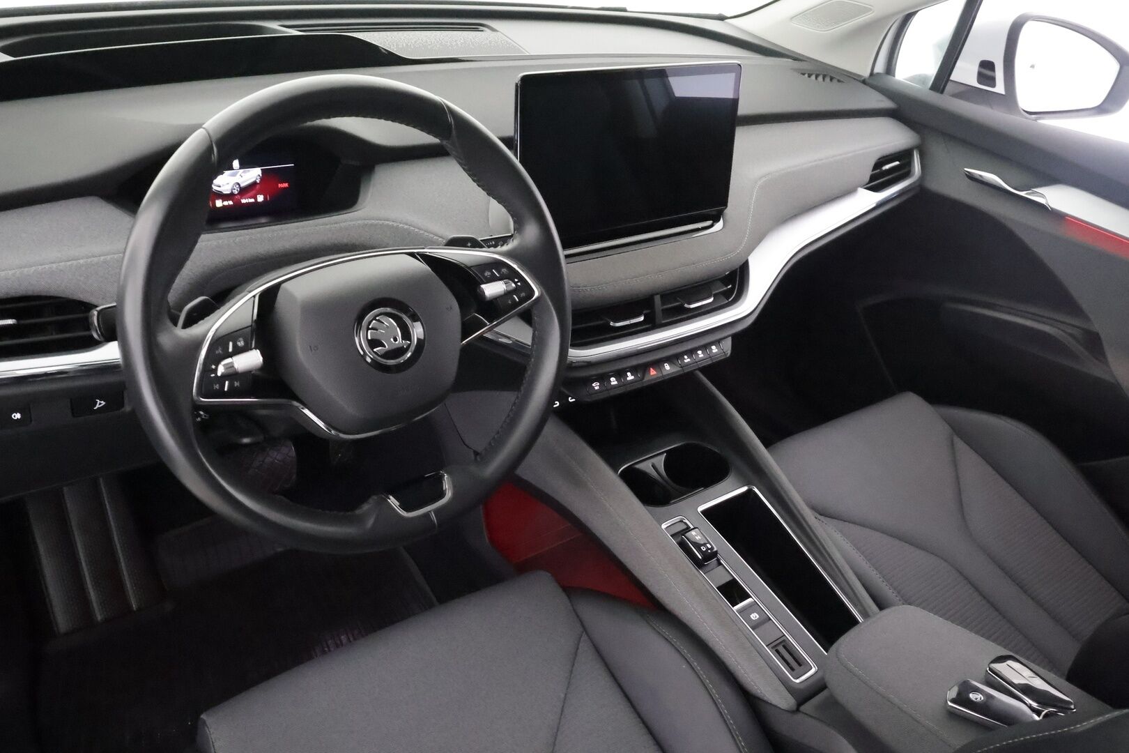 Skoda Enyaq 2023 80 Style iV - | ACC | ILP | Koukku | Canton | Muistipenkki | Matrix-LED | P.Kamera | Puolinahat | Ratinlämmitys | 1.Om Suomi-auto | Kahdet renkaat | Merkkihuollettu |